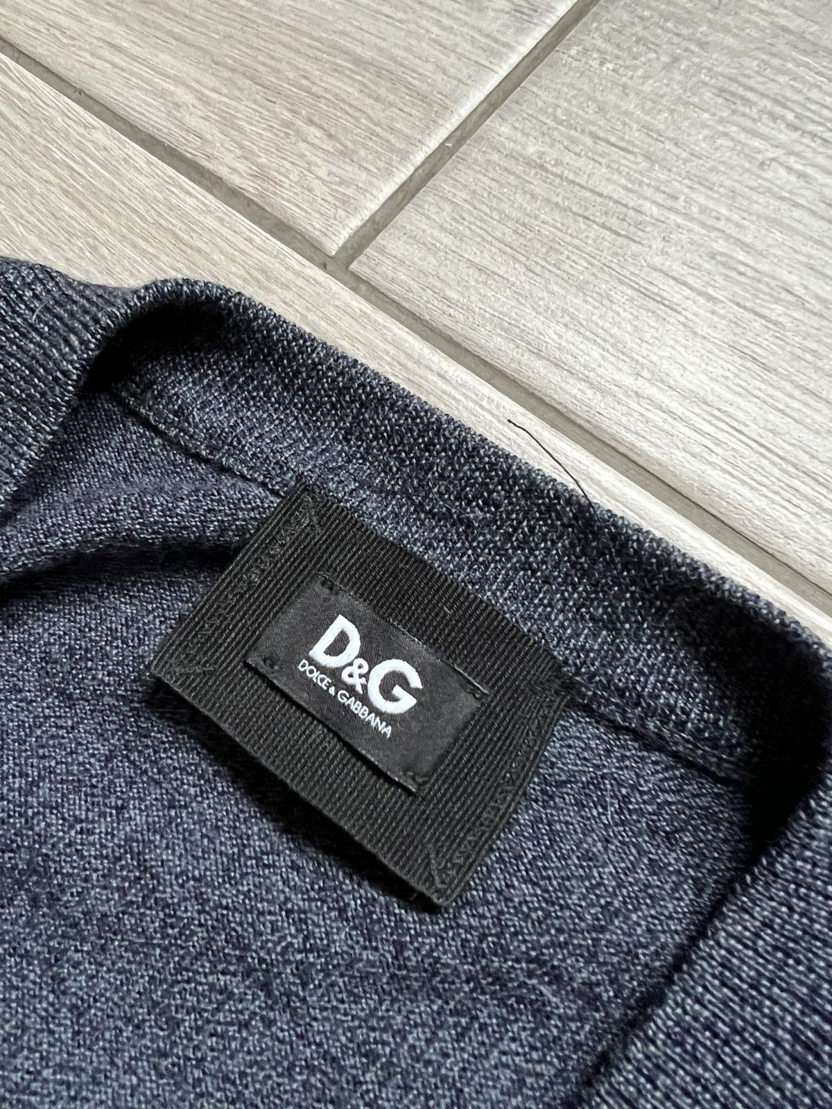 Dolce & Gabbana Dolce & Gabbana Vintage Wool Sweater V-Neck Size US XL / EU 56 / 4 - 6 Thumbnail