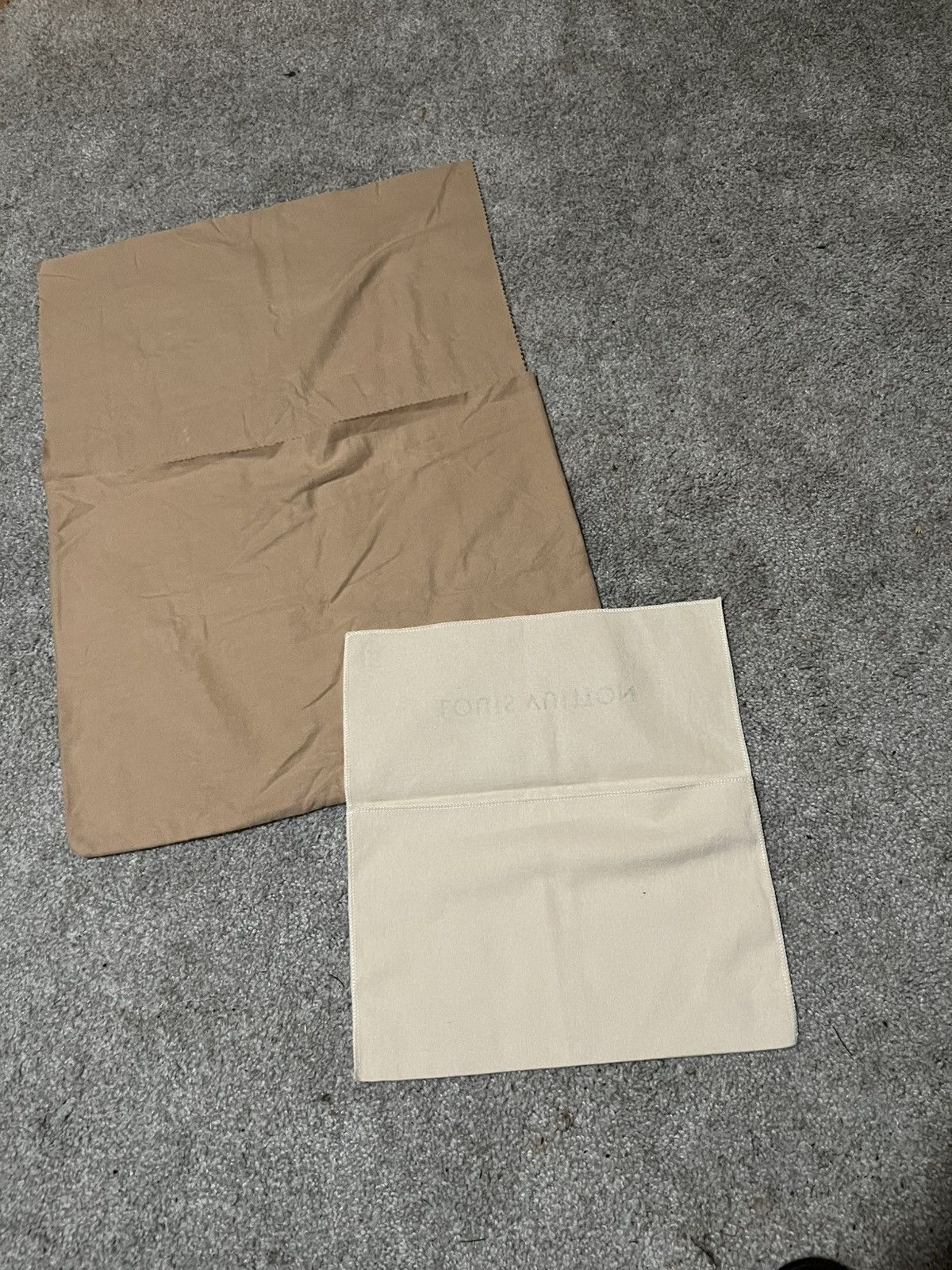Louis Vuitton Authentic Louis Vuitton Dust Bags Set of 2 Size ONE SIZE - 2 Thumbnail