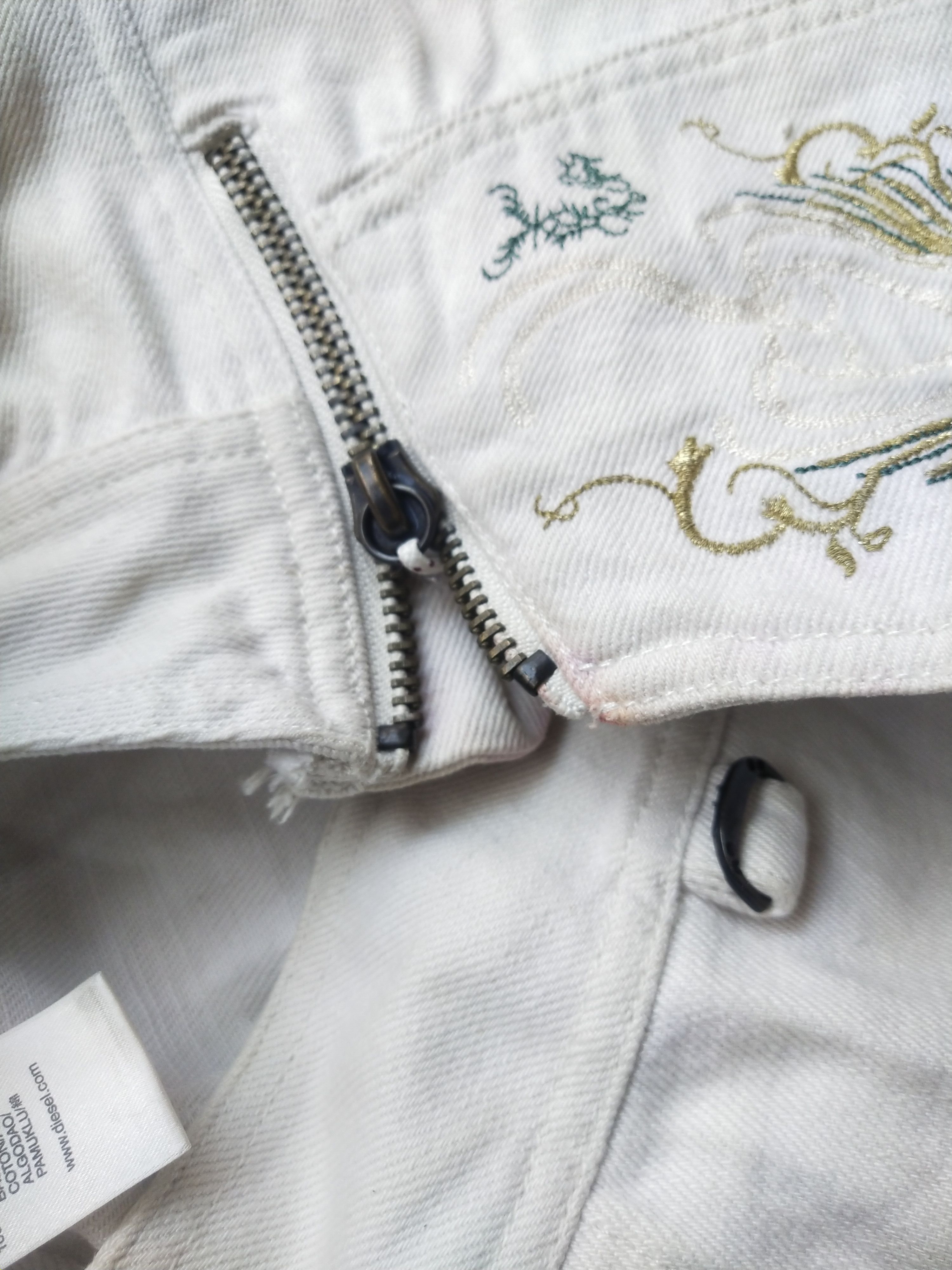 Diesel Diesel White Embroidered Denim Skirt (Y2K Archive) Size 26" / US 2 / IT 38 - 4 Thumbnail
