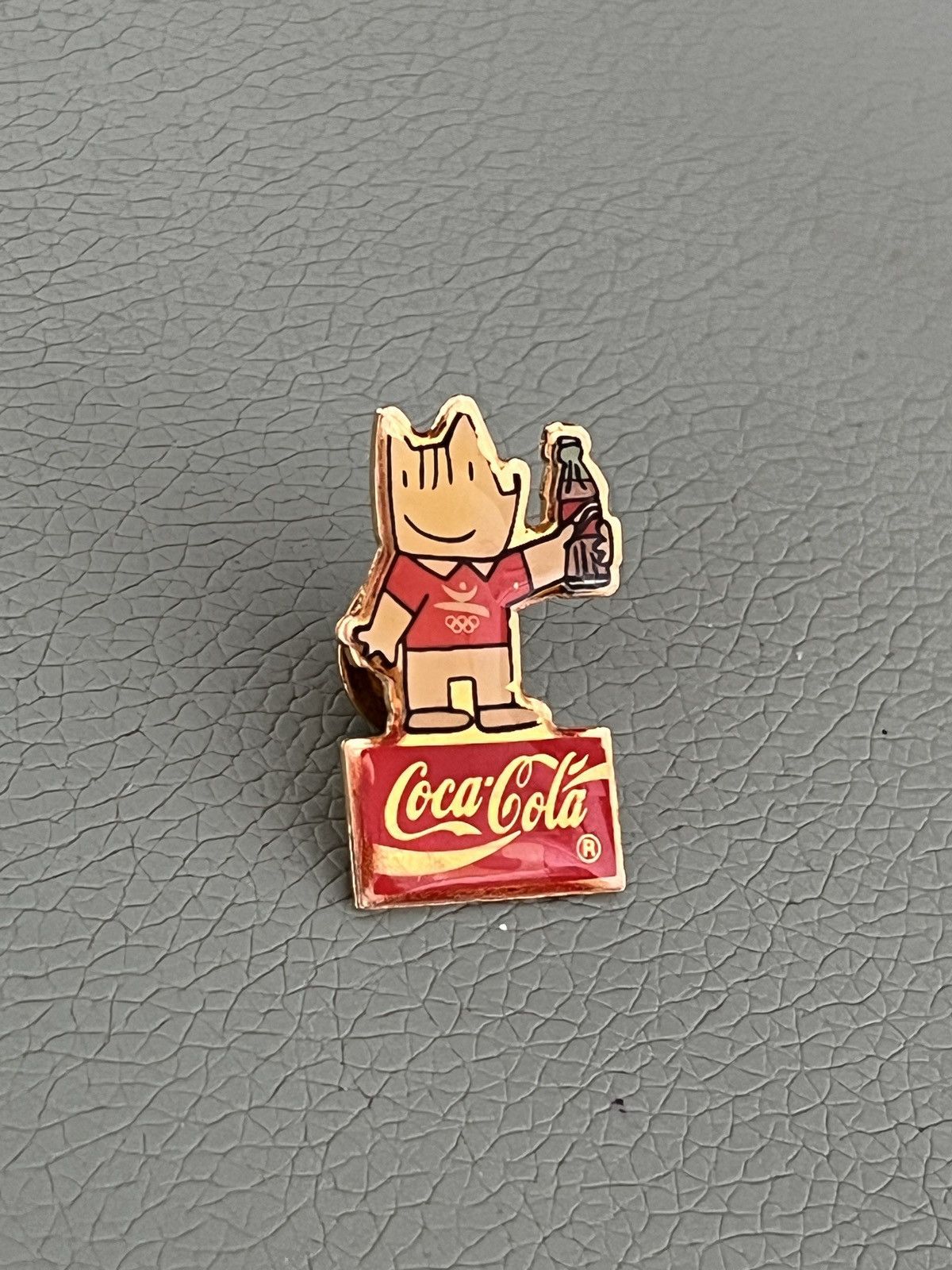 Coca Cola Cobi (Barcelona 92) x Coca Cola vintage pin Size ONE SIZE - 1 Thumbnail