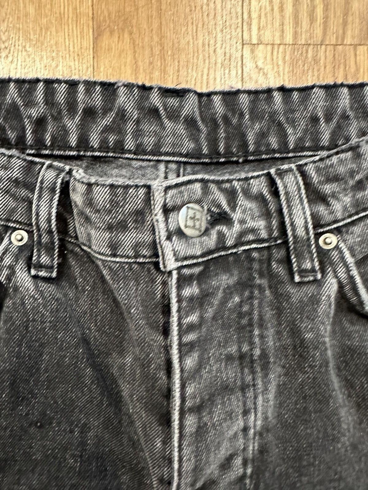 Ksubi Ksubi Knee Rip Washed Black Denim Jeans Size 32 Size US 32 / EU 48 - 3 Thumbnail