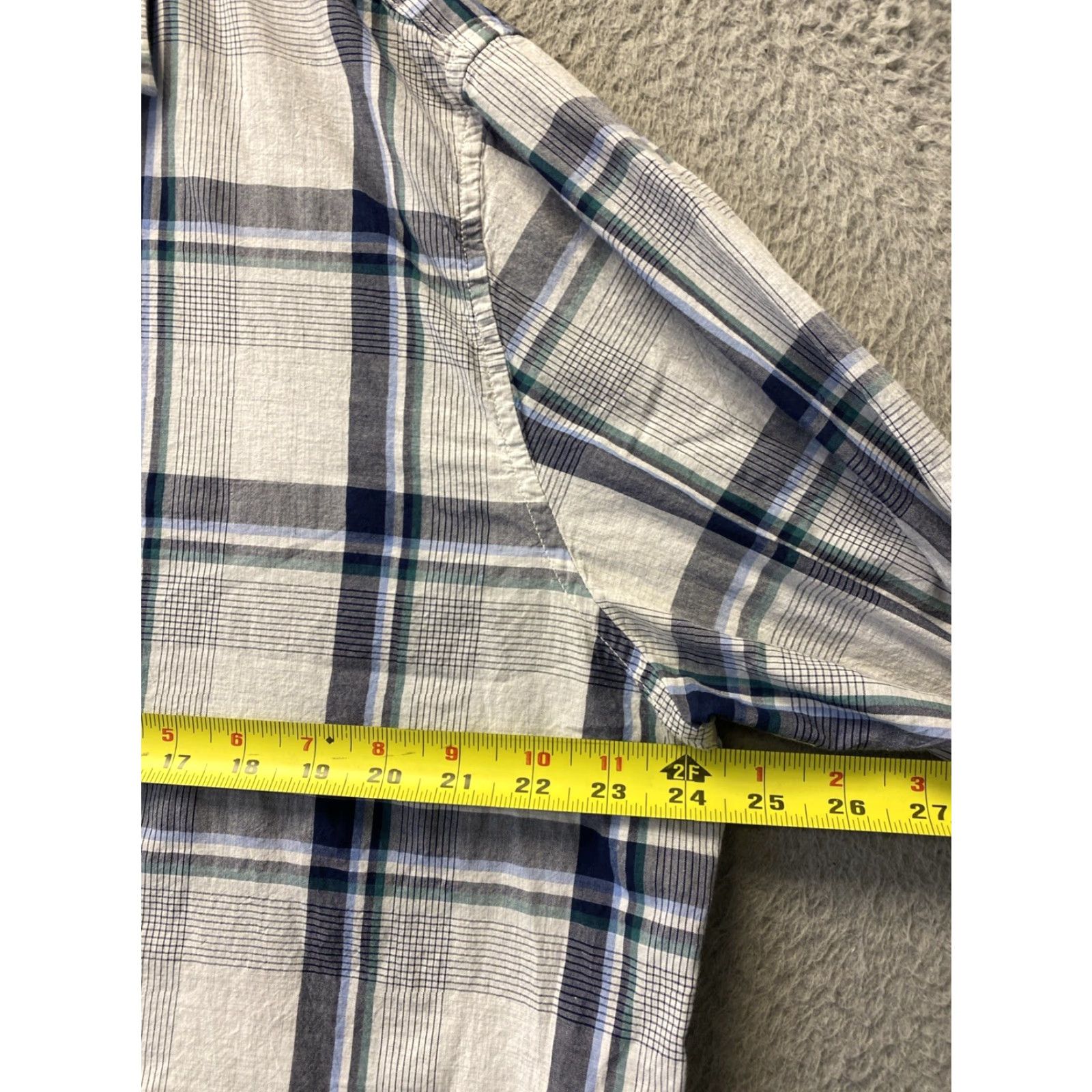 Banana Republic Banana Republic Button-Up Shirt Men XL Navy Gray Untucked Fit Plaid Cotton /0480 Size US XL / EU 56 / 4 - 6 Thumbnail