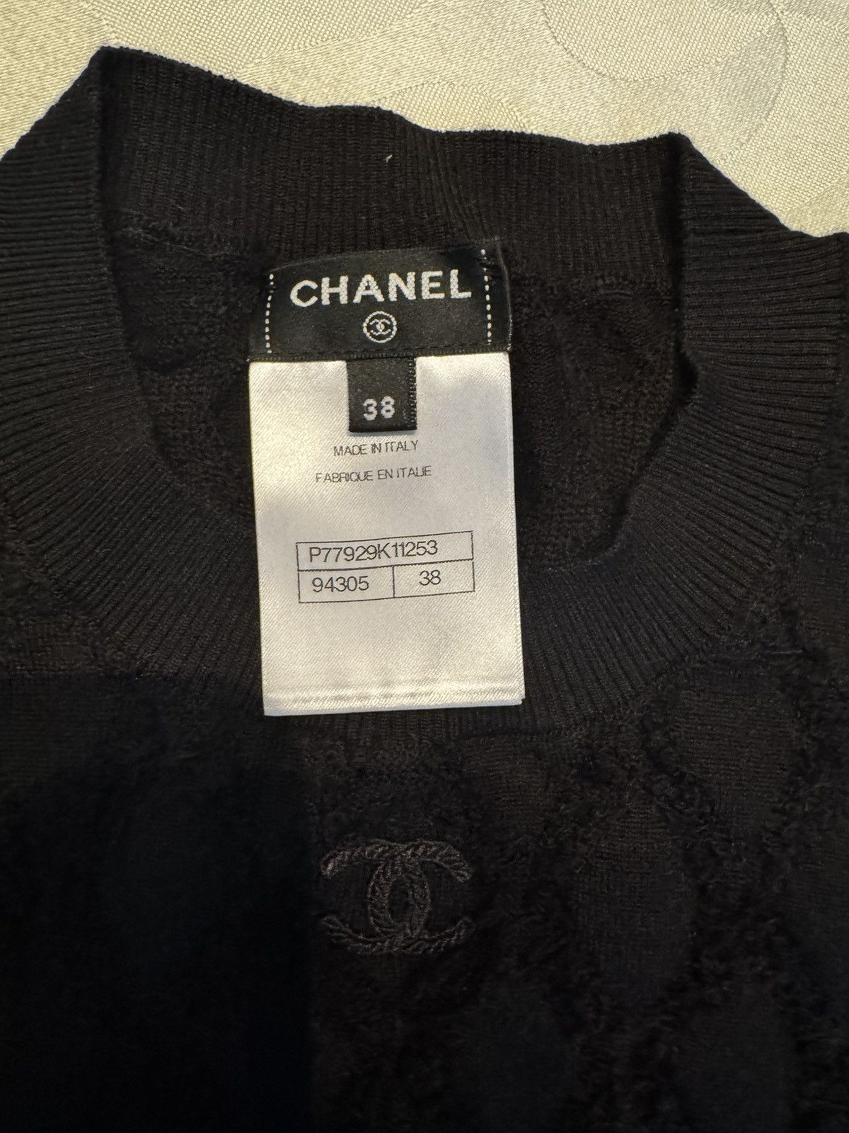 Chanel Chanel quilted cashmere CC logo top Size XS / US 0-2 / IT 36-38 - 1 Thumbnail