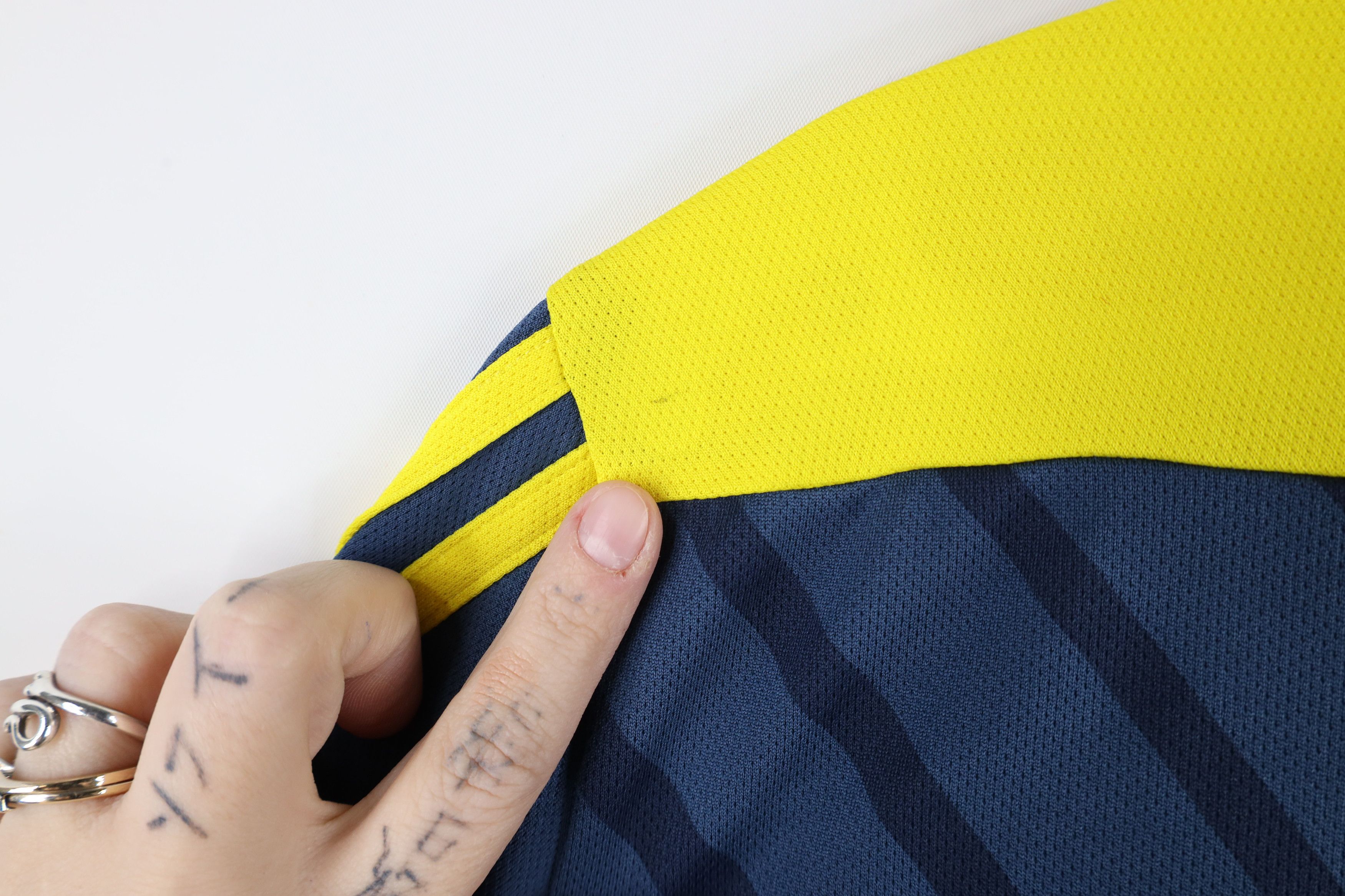 Adidas × Vintage Adidas Boston Marathon Striped Short Sleeve Running T-Shirt Size L / US 10 / IT 46 - 7 Thumbnail