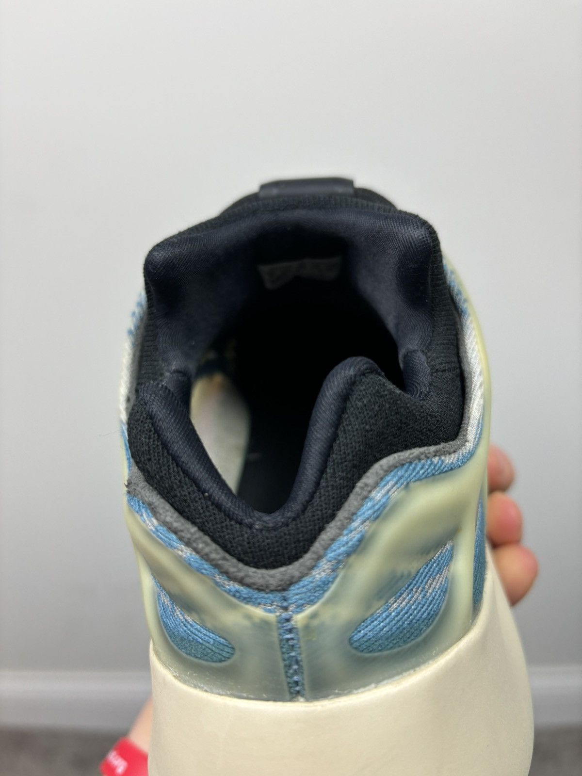 Adidas Adidas yeezy 700 v3 kyanite Size US 8 / EU 41 - 9 Thumbnail