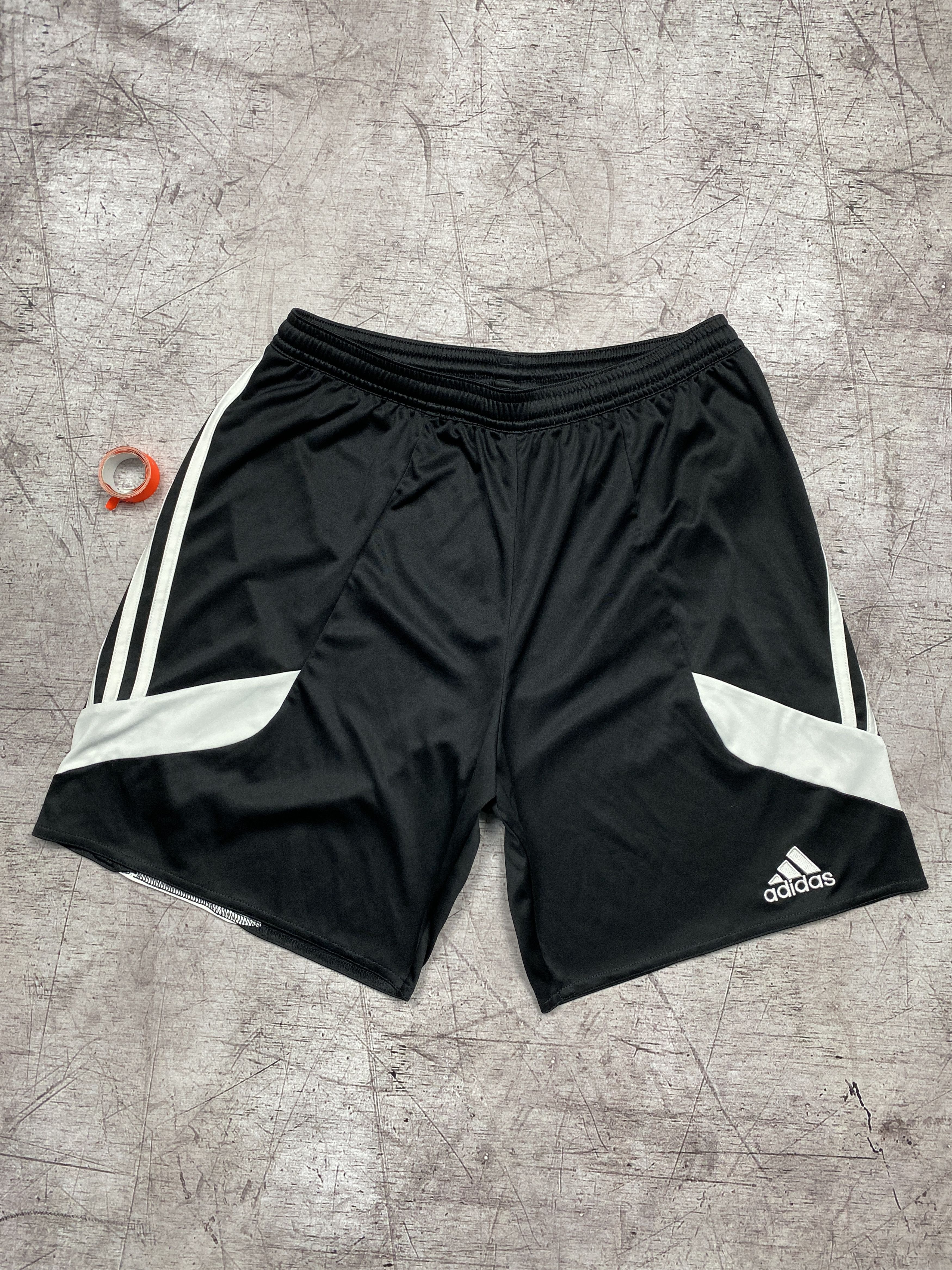 Adidas × Vintage Adidas Vintage Shorts y2k Size US 32 / EU 48 - 1 Thumbnail