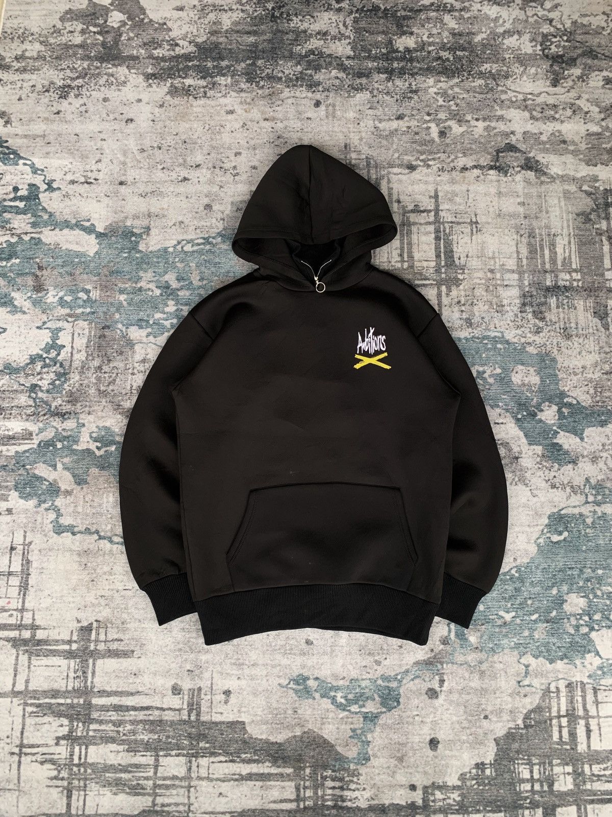 Japanese Brand × Vintage Hoodie one ok rock 2017 tour Size US M / EU 48-50 / 2 - 3 Thumbnail