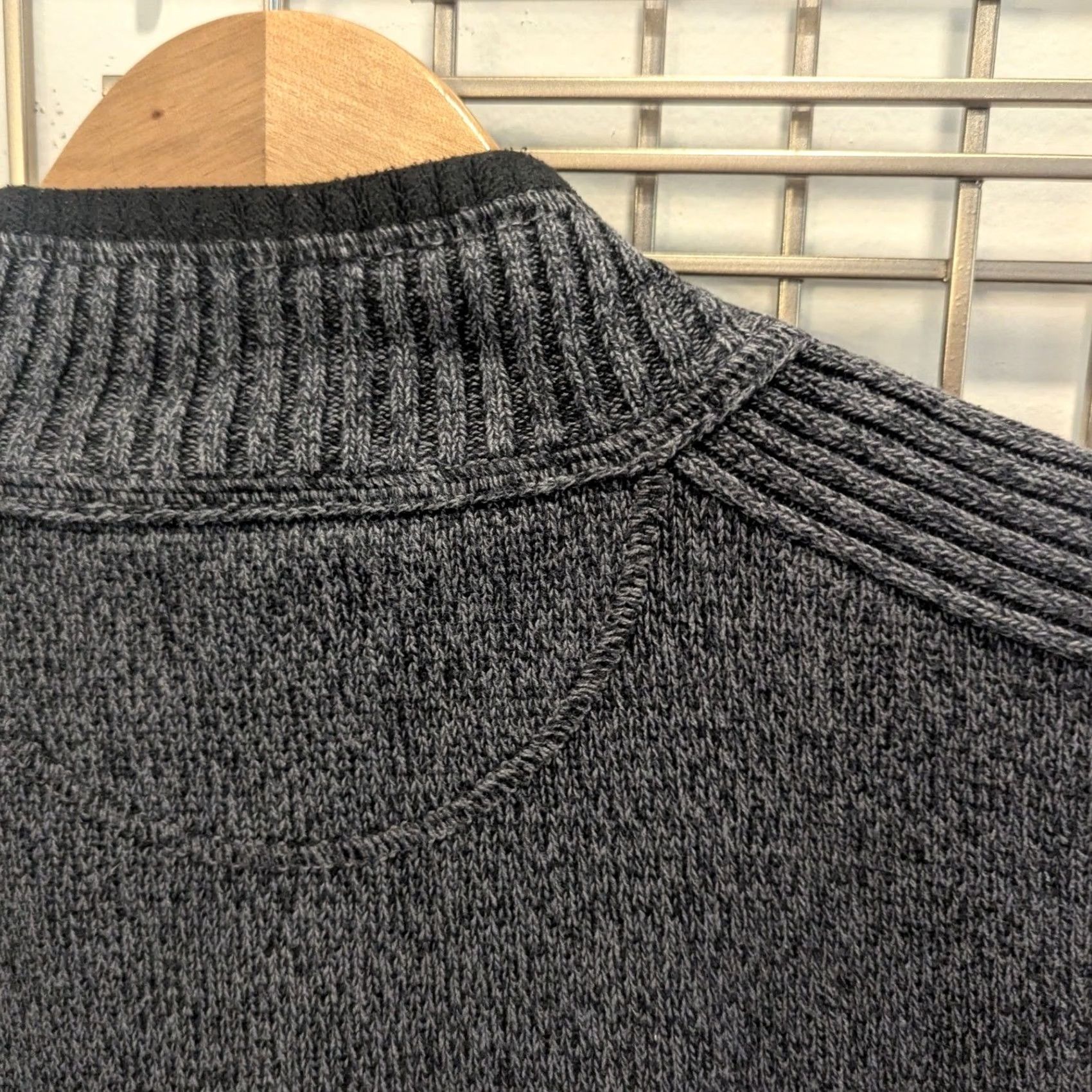 Dockers Dockers Mens 1/4 Zip Mock Neck Sweater L Dark Gray 100% Cotton Pullover Knit Casual Mens Regular Short sleeve? Size US L / EU 52-54 / 3 - 4 Thumbnail