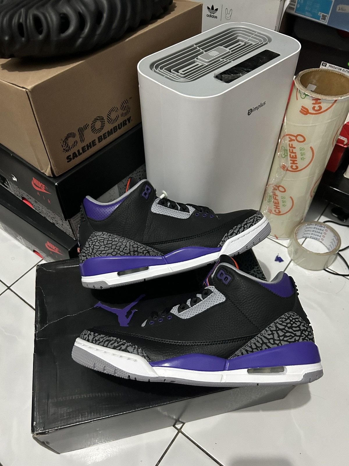 Jordan Brand nike air jordan 3 black court purple Size US 8.5 / EU 41-42 - 2 Thumbnail