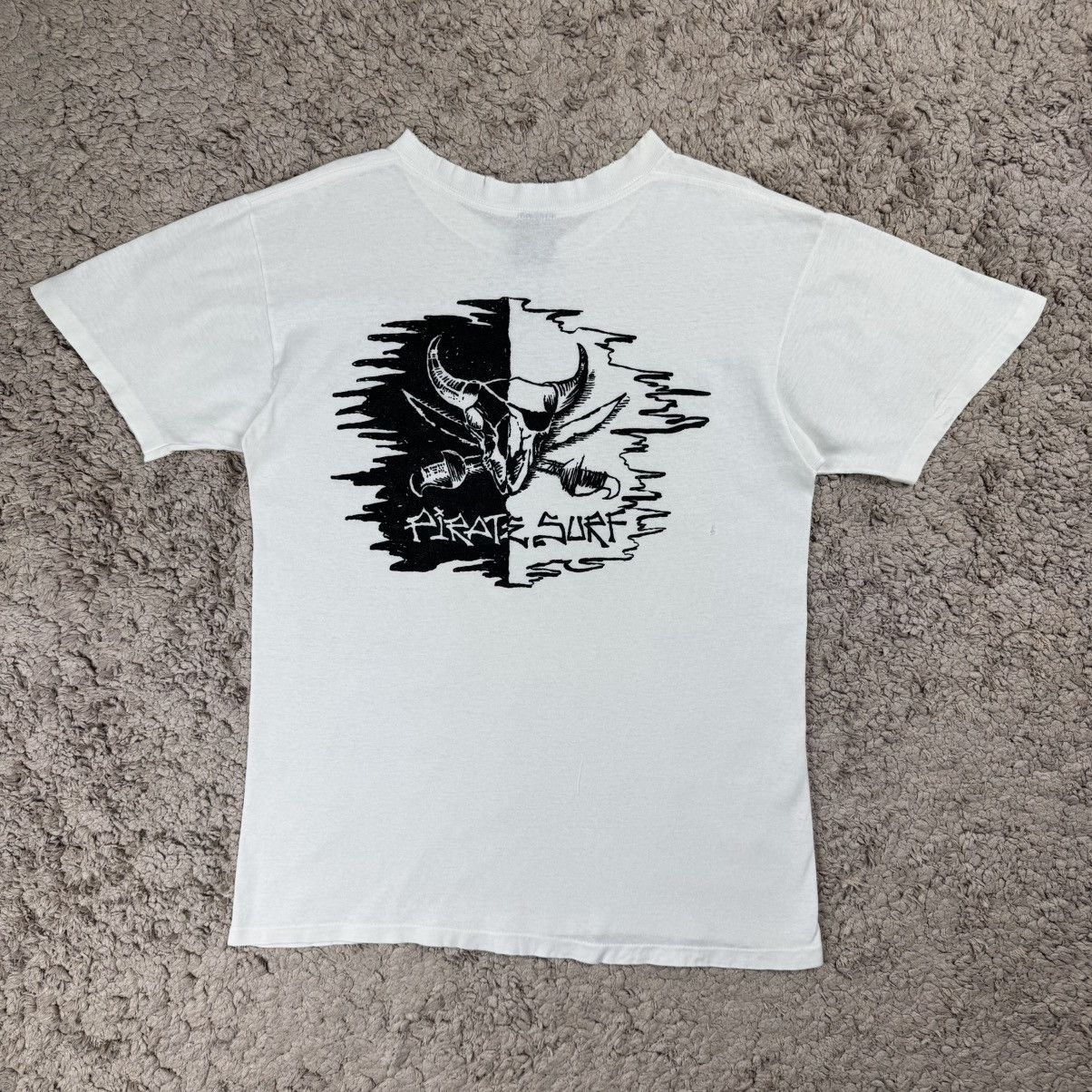Vintage Vintage Distress Pirate Surf T-shirt Size US M / EU 48-50 / 2 - 1 Thumbnail
