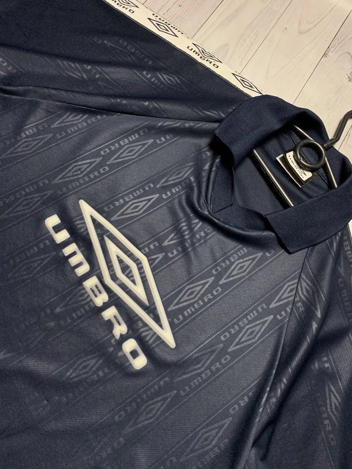 Umbro Vintage Umbro monogram polo rare size XL striped jersey Size US XL / EU 56 / 4 - 3 Thumbnail