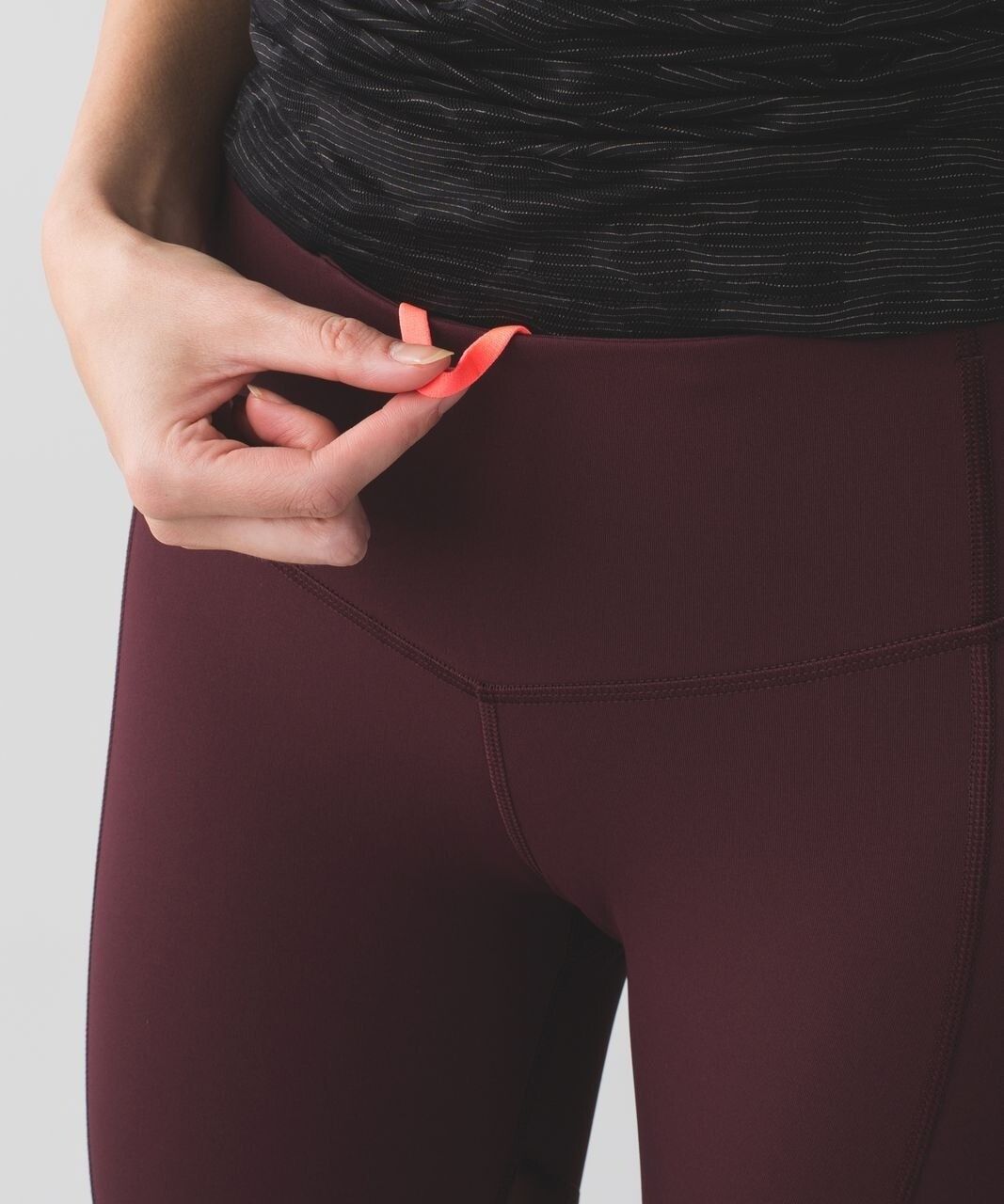 Lululemon Lululemon All Meshed Up 7/8 Tight Leggings Size 24" / US 00 / IT 34 - 12 Thumbnail