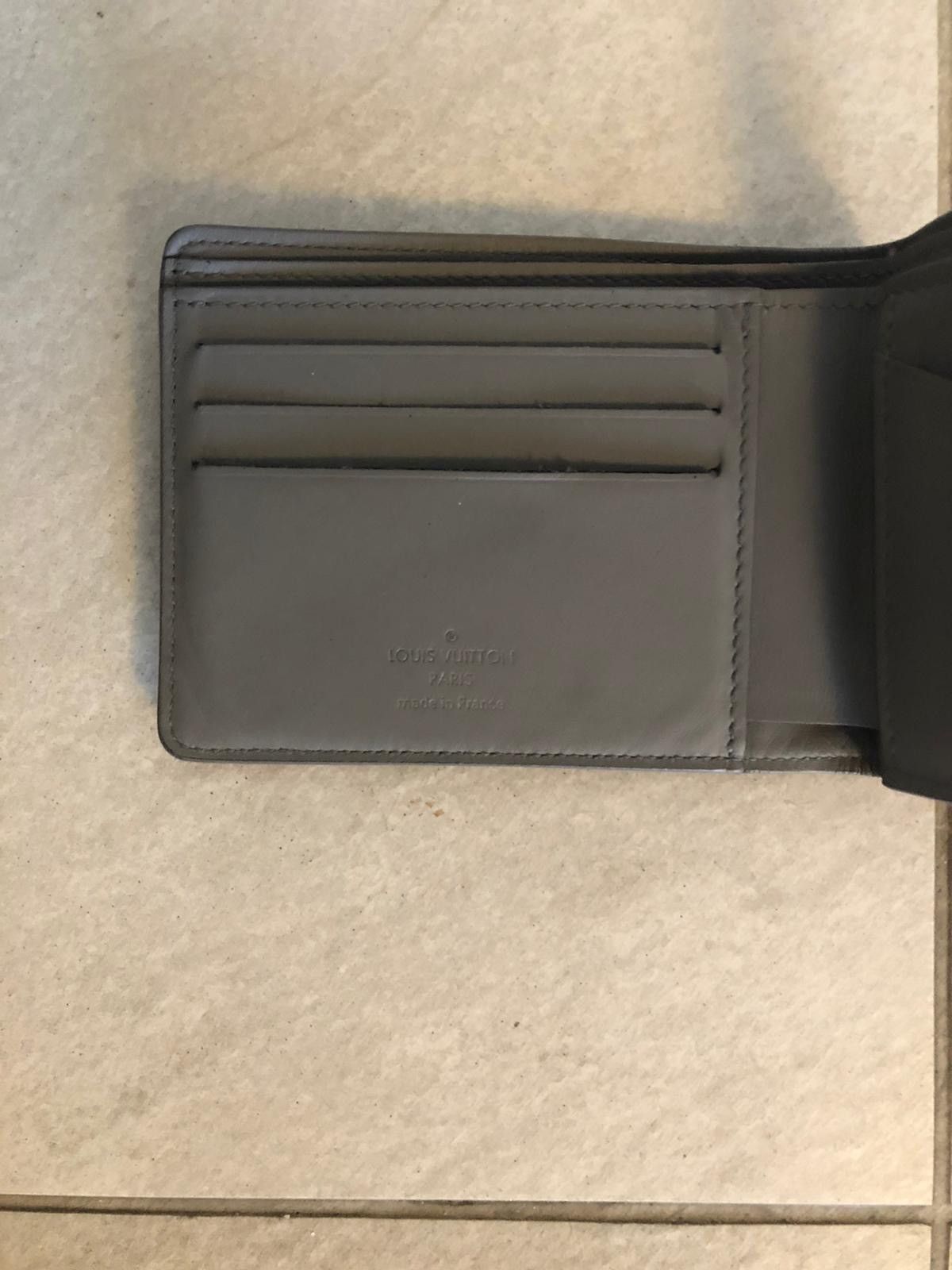 Louis Vuitton Louis Vuitton Multiple Wallet Grey Calf Leather Monogram Size ONE SIZE - 4 Thumbnail