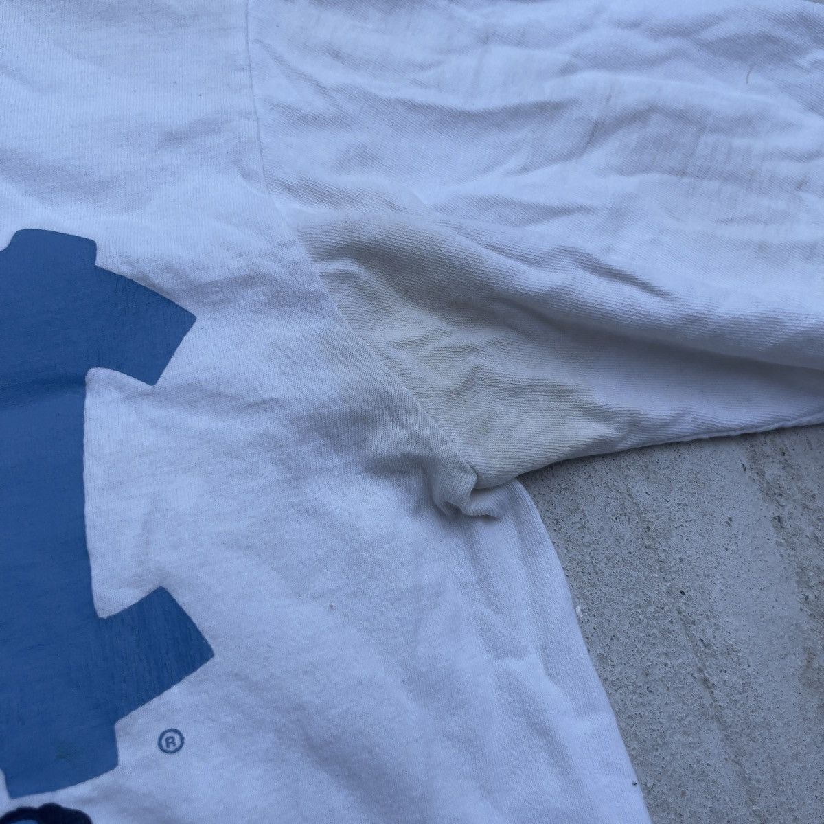 Vintage Vintage 90s Thrashed UNC TARHEELS THE GAME Single Stitch T Size US XL / EU 56 / 4 - 5 Thumbnail