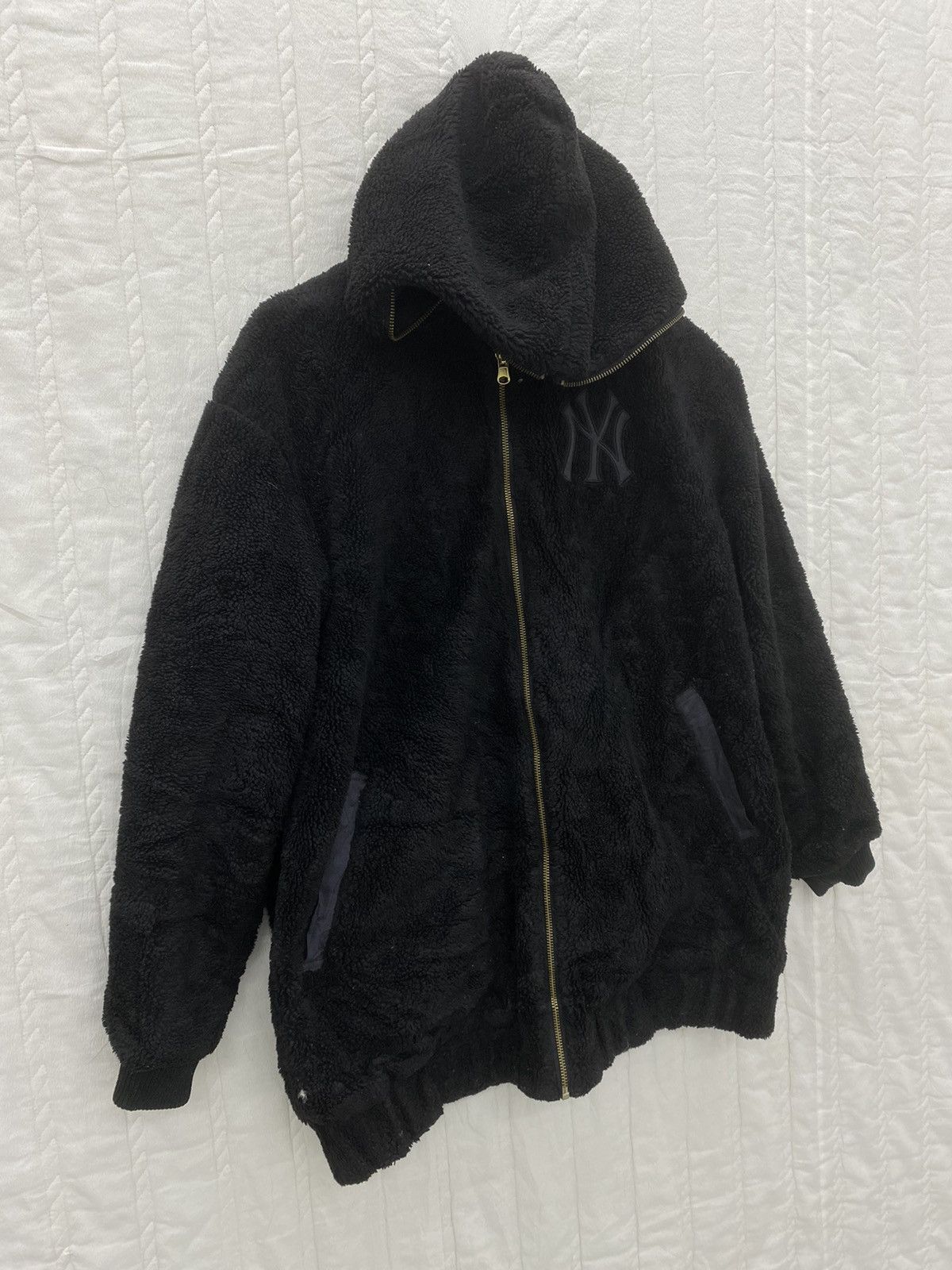 MLB × New York Yankees (N) MLB LB-03 REVERSIBLE HOODIE BOMBER JACKET FULL ZIP Size US M / EU 48-50 / 2 - 8 Thumbnail