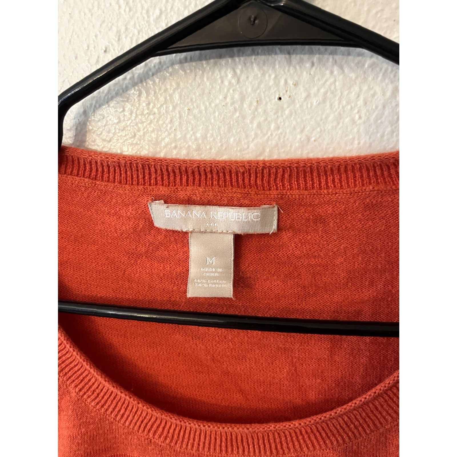 Banana Republic VINTAGE Banana Republic Solid Orange Cable-Knit Sweater Women’s Medium Pullover Casual Knit Size M / US 6-8 / IT 42-44 - 2 Thumbnail