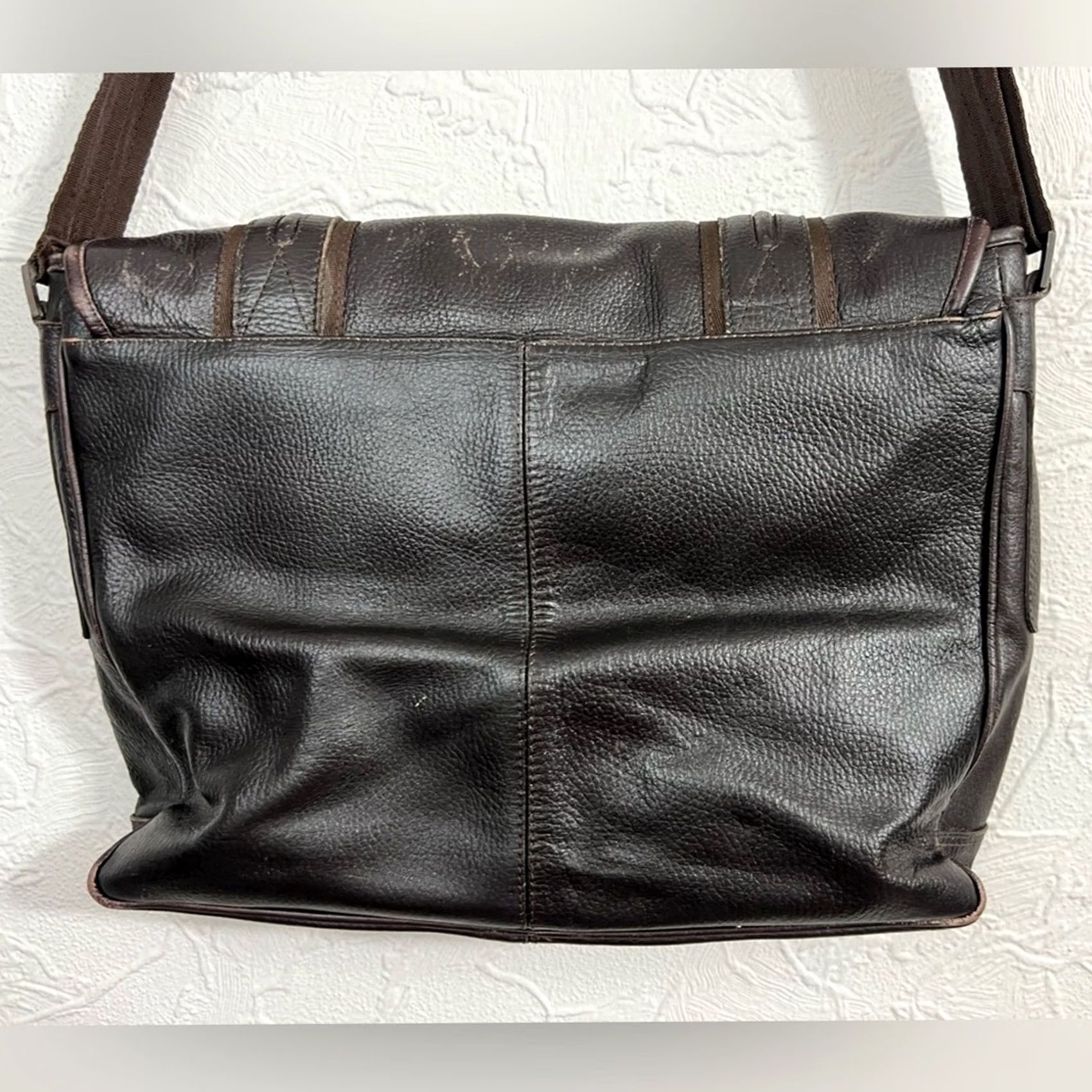 Vintage Arturo Calle Genuine Espresso Leather Shoulder Bag Cross Body Made In Columbia Unisex Adults Brown Leather Bag Shoulder Mens Womens Size ONE SIZE - 4 Thumbnail