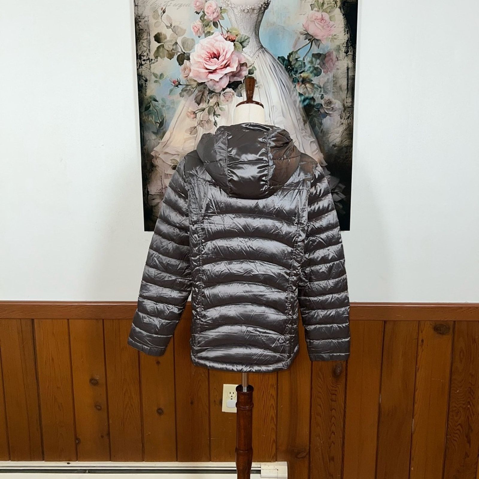 Andrew Marc Andrew Marc Metallic Gray Packable Down Puffer Jacket! Size L / US 10 / IT 46 - 4 Thumbnail