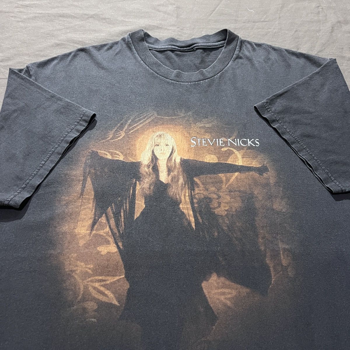 Band Tees Vintage 2001 Stevie Nicks Tour Concert Promo Tee L Faded Size US L / EU 52-54 / 3 - 6 Thumbnail