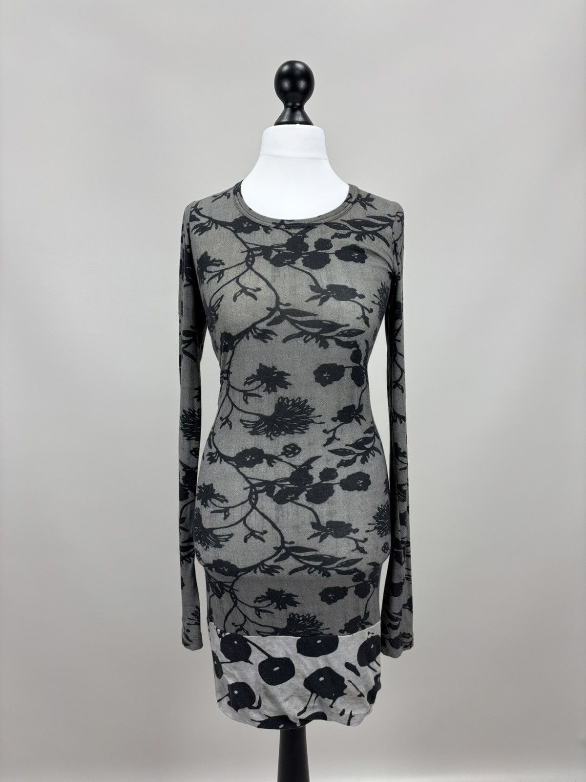 Womens dress Rundholz Size Small S/M Color Gray/Black