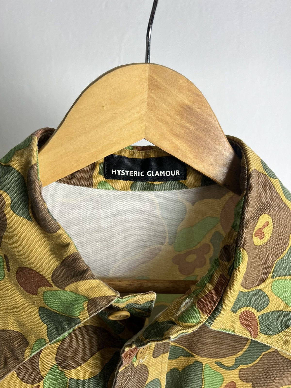 Hysteric Glamour × Japanese Brand × Vintage Vintage Hysteric Glamour Sleeveless Duck Camo Shirts Size US S / EU 44-46 / 1 - 3 Thumbnail