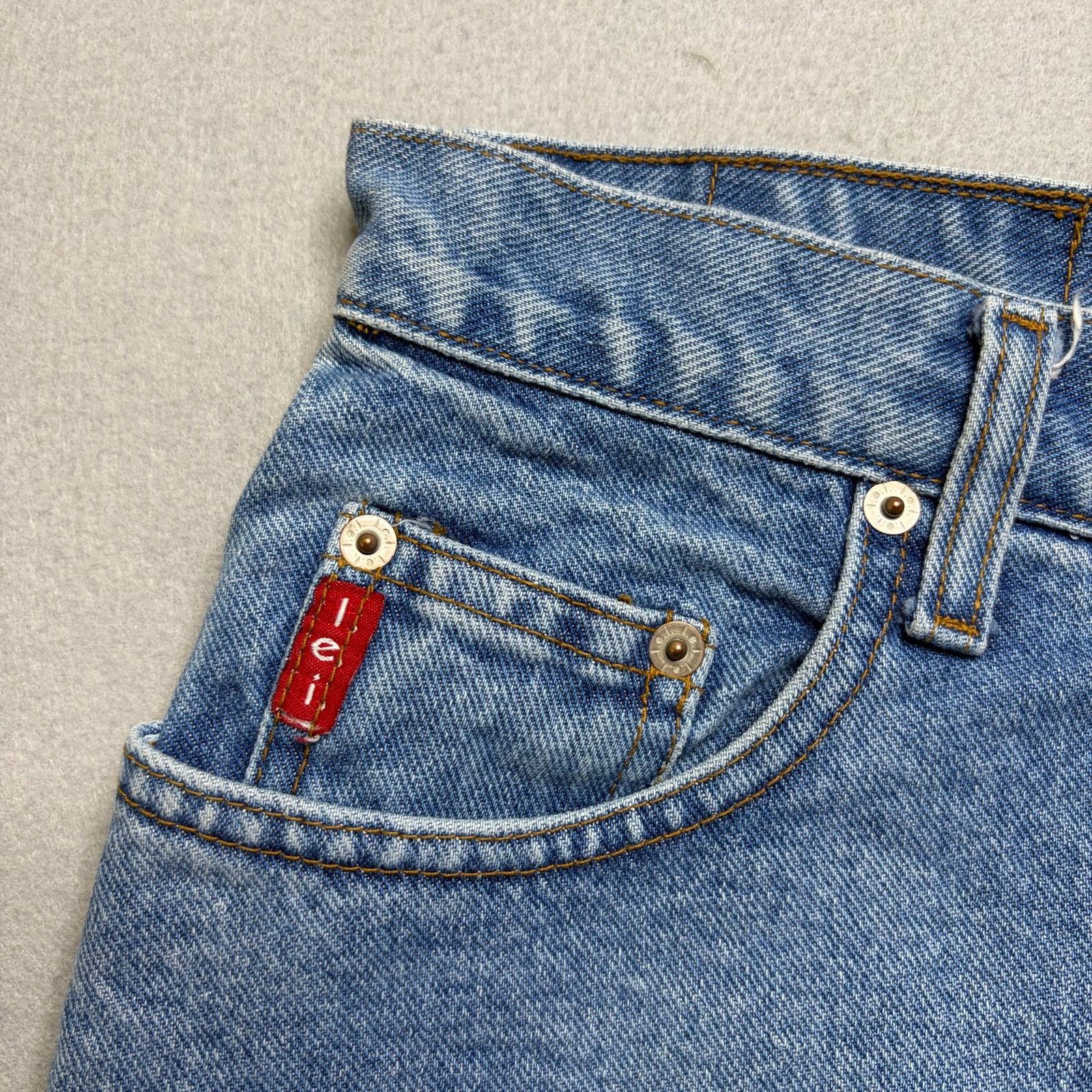L.E.I. Vintage Lei Denim Cut Off Shorts Sz 31 Frayed Hem Y2K Size 31" - 2 Thumbnail