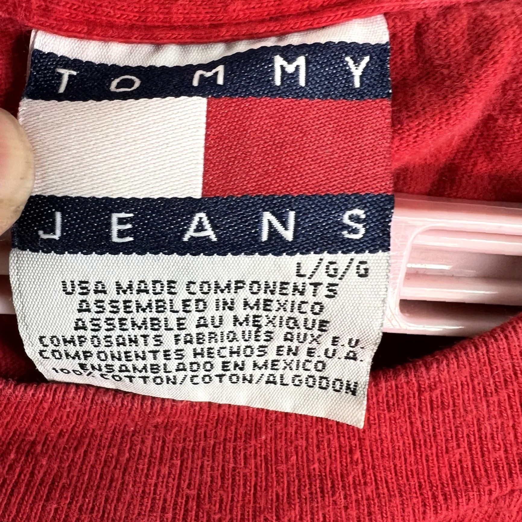 Tommy Hilfiger VINTAGE Tommy Hilfiger Big Spell Out T-Shirt Mens L Red Graphic 90s Hip Hop USA Size US L / EU 52-54 / 3 - 4 Thumbnail