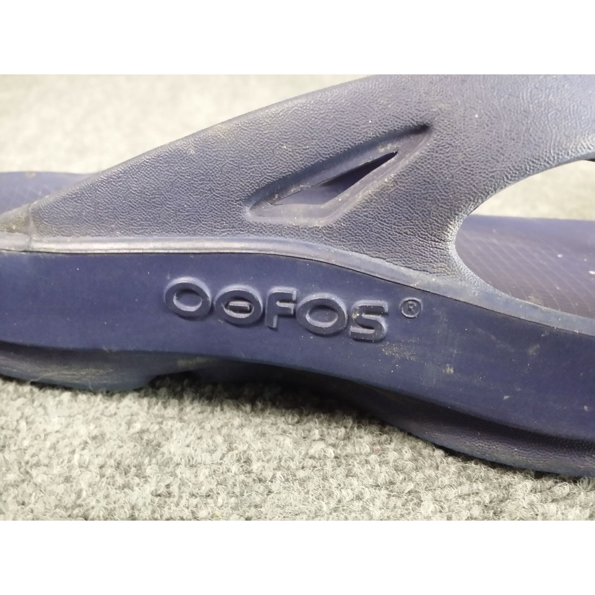 OOF Wear Oofos Original Sport Recovery Flip Flop Sandals Comfort Navy Size US 9 / EU 42 - 7 Thumbnail