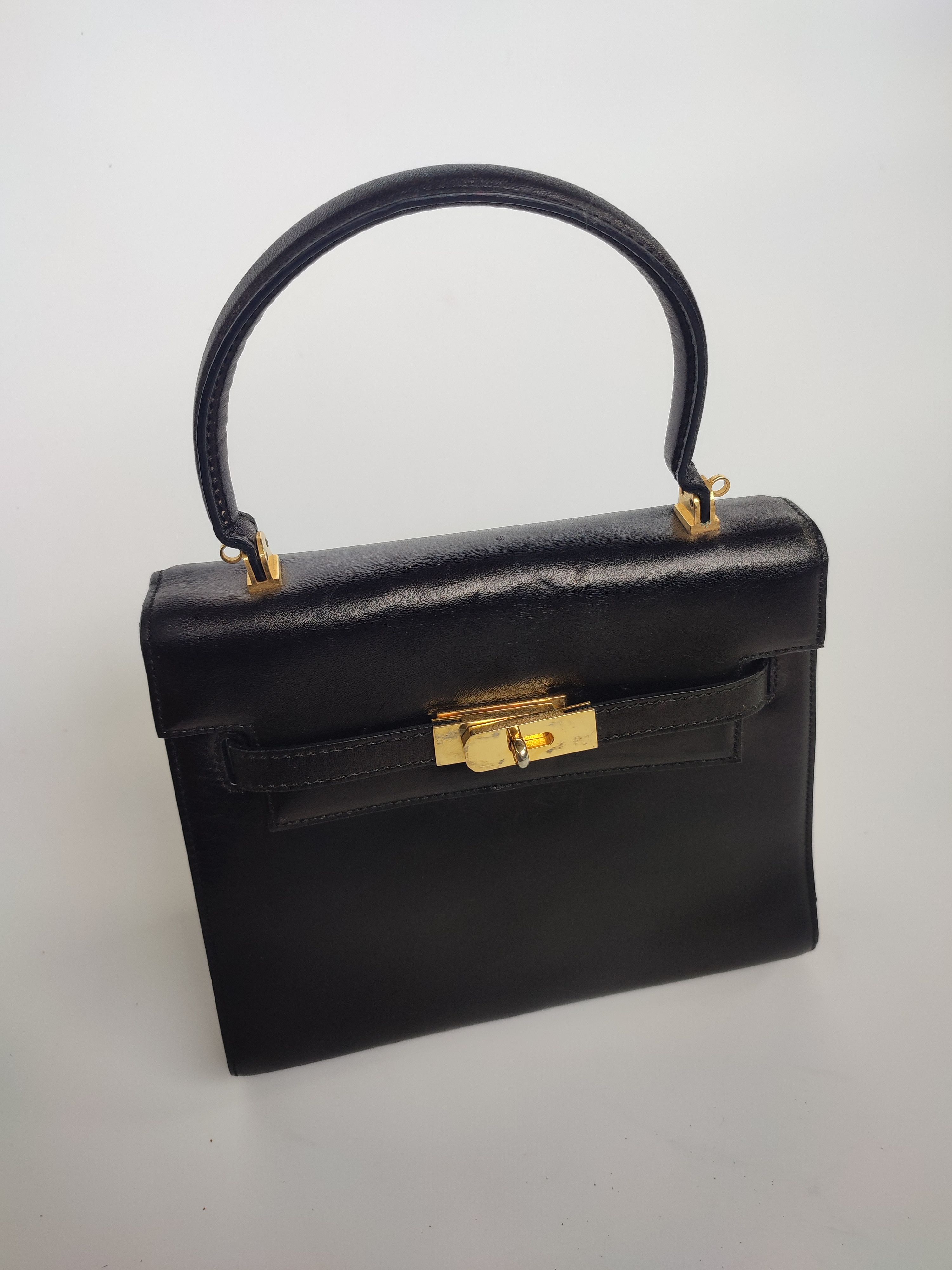 Bally AUTHENTIC BALLY VINTAGE LEATHER HANDBAG Size ONE SIZE - 1 Thumbnail