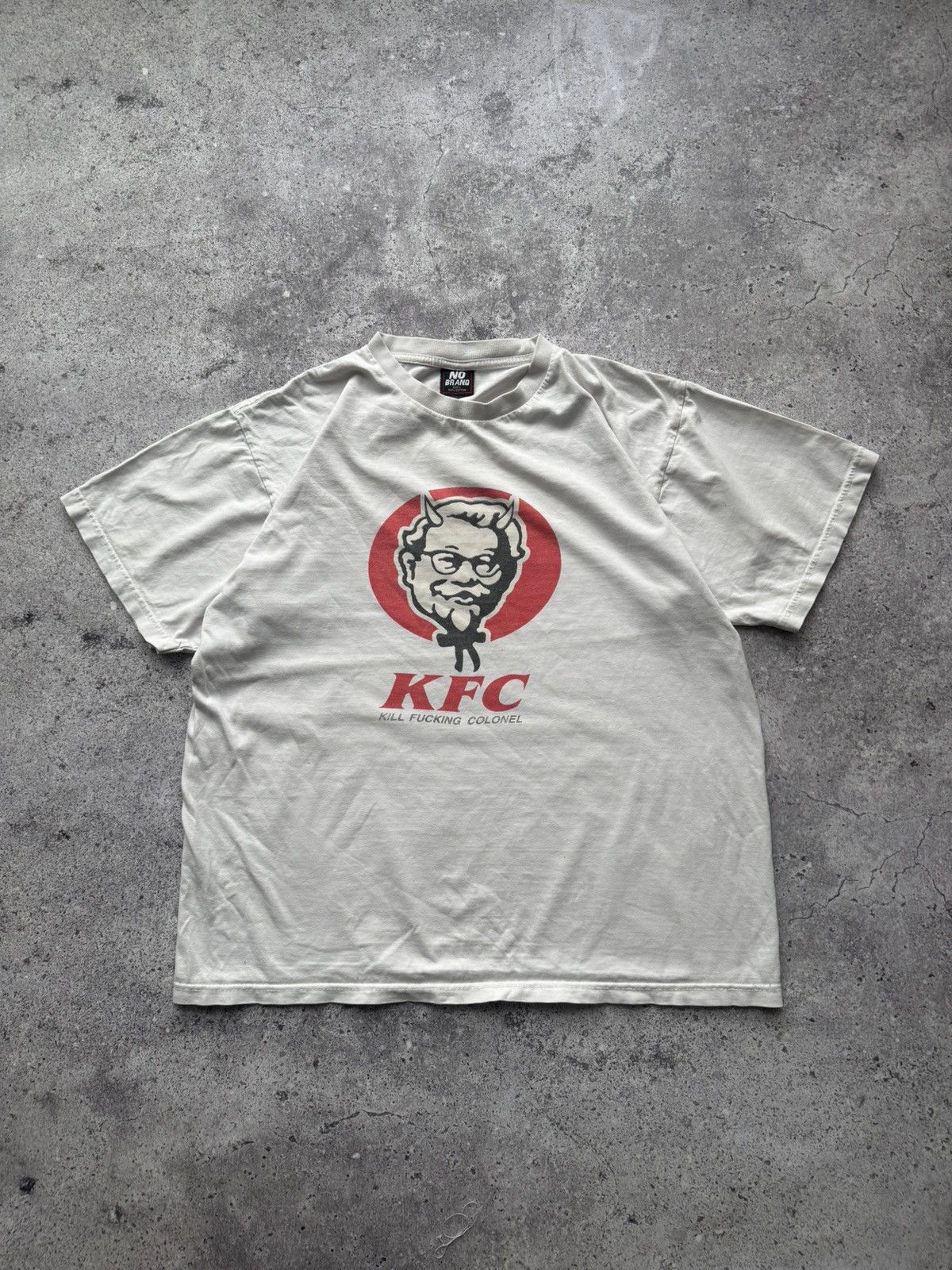 Other Vintage Kill Fucking Colonel (KFC) cropped T-shirt No brand Size US L / EU 52-54 / 3 - 1 Thumbnail