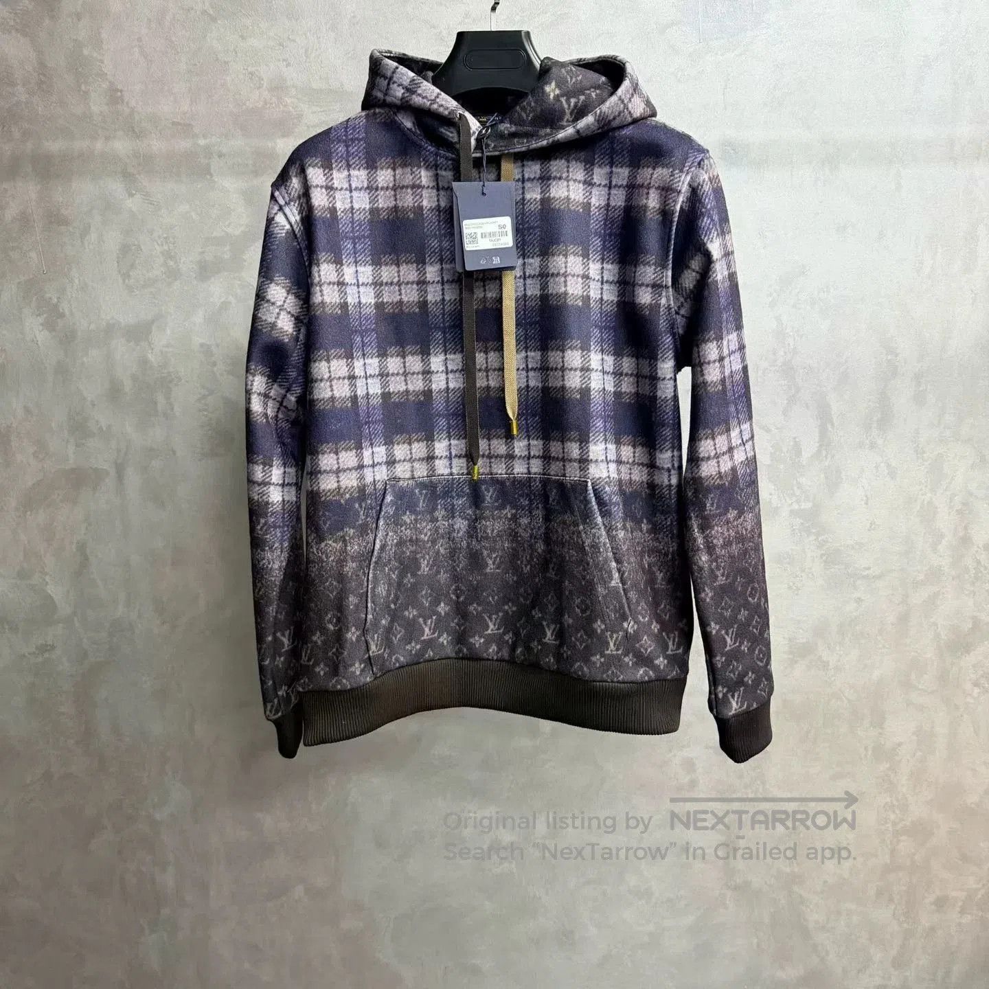 Louis Vuitton Louis Vuitton 2026 Hooded Long. Size US S / EU 44-46 / 1 - 1 Thumbnail