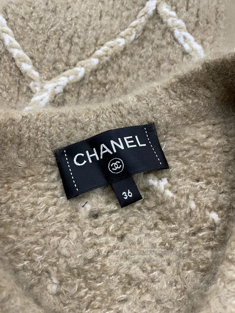 Chanel Chanel Diamond-patterned Teddy Cardigan coat Size XS / US 0-2 / IT 36-38 - 4 Thumbnail