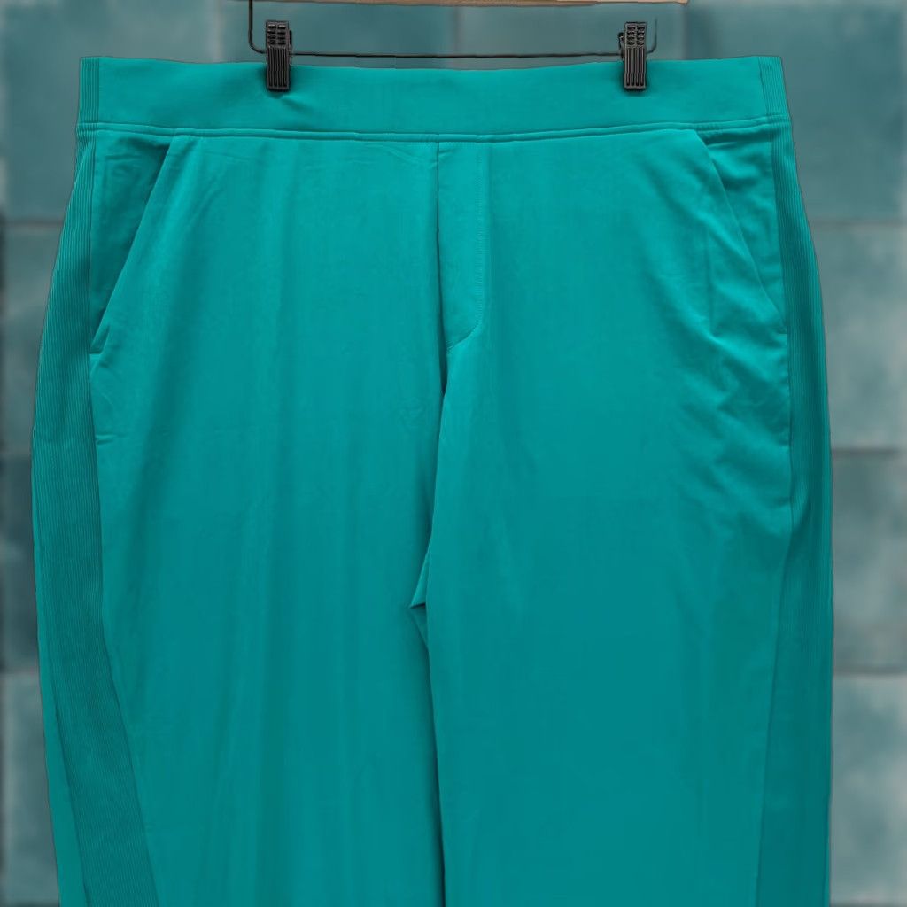 Athleta Athleta Brooklyn Ankle Pants Women's 20 Green Stretch Pull On Taper Preppy Yoga Pants Size 28" / US 6 / IT 42 - 1 Thumbnail