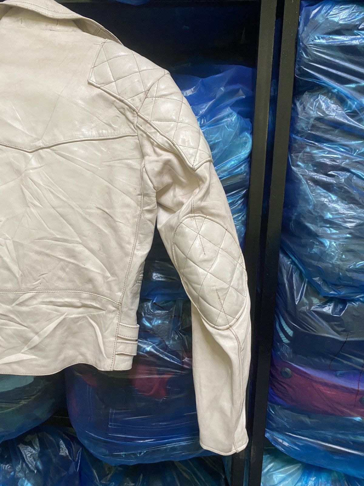 Genuine Leather Vintage Triple Six UK White Leather Biker Jacket - Size 32 Size US XS / EU 42 / 0 - 19 Thumbnail