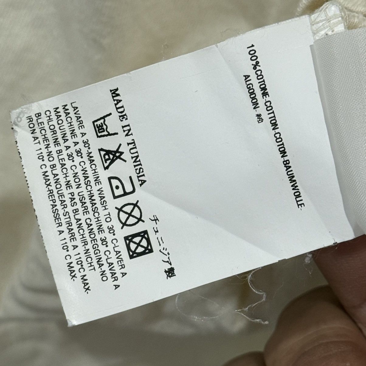 Maison Margiela Maison Margiela Aids Awareness V Neck Tee Size US S / EU 44-46 / 1 - 6 Thumbnail