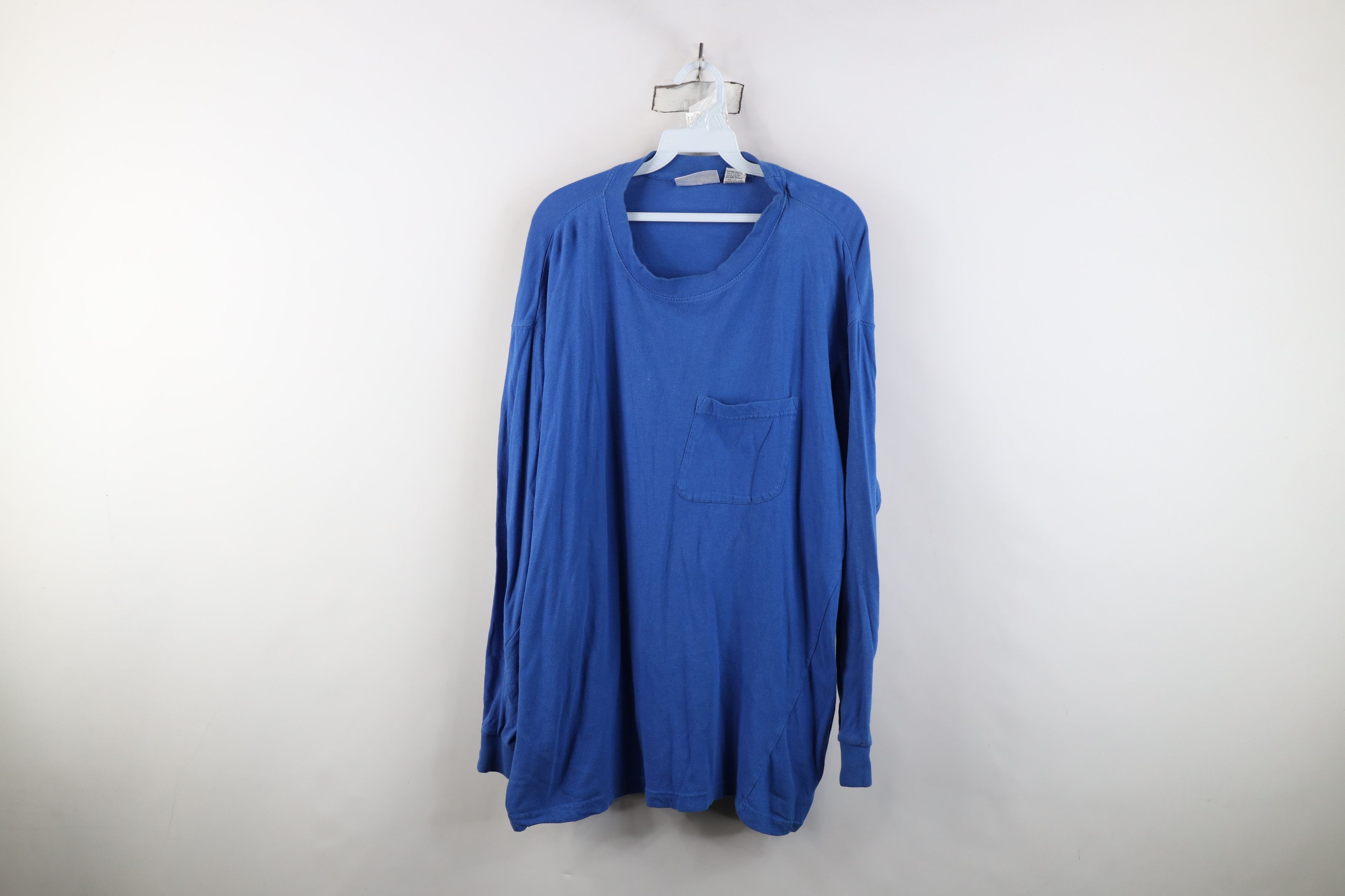 Vintage Vintage 90s Streetwear Long Sleeve Pocket T-Shirt Royal Blue Size US XXL / EU 58 / 5 - 1 Thumbnail