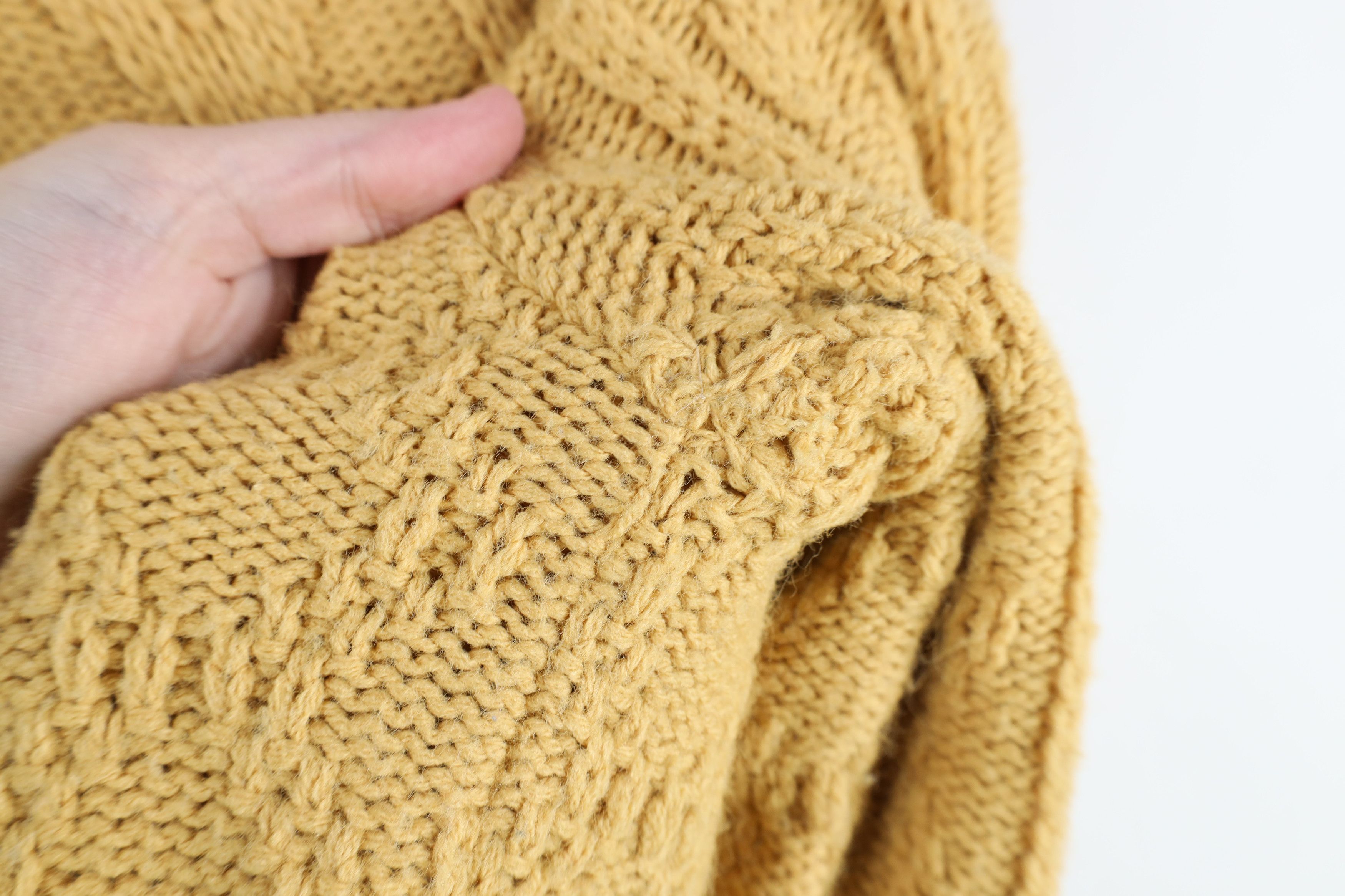 Vintage Vintage 70s Streetwear Textured Knit Crewneck Sweater Gold Size US S / EU 44-46 / 1 - 7 Thumbnail