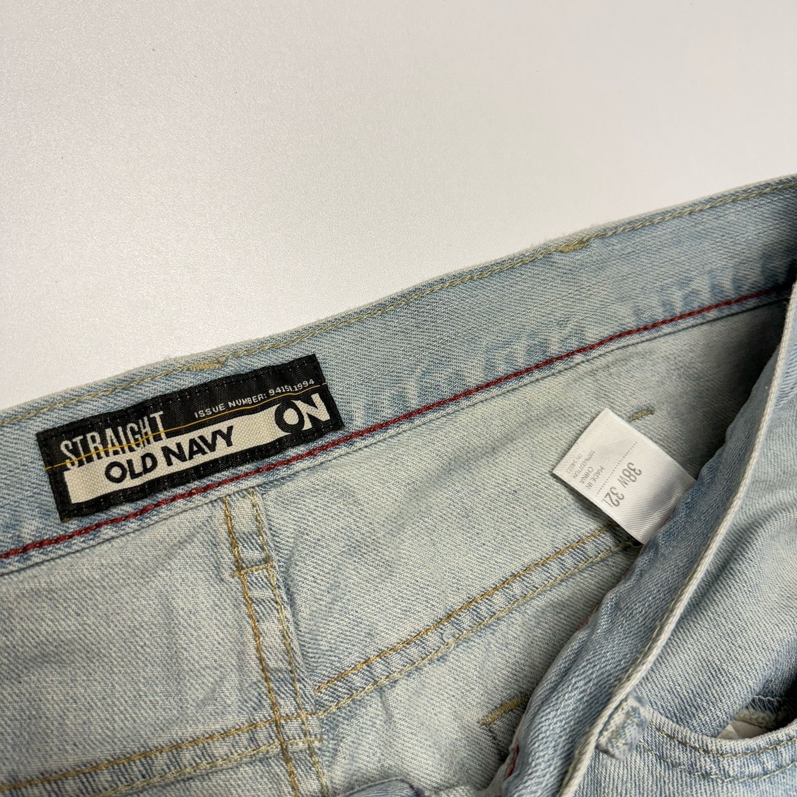 Old Navy Vintage Old Navy Straight Jeans Mens 38x32 Light Wash Skate Size US 38 / EU 54 - 11 Thumbnail
