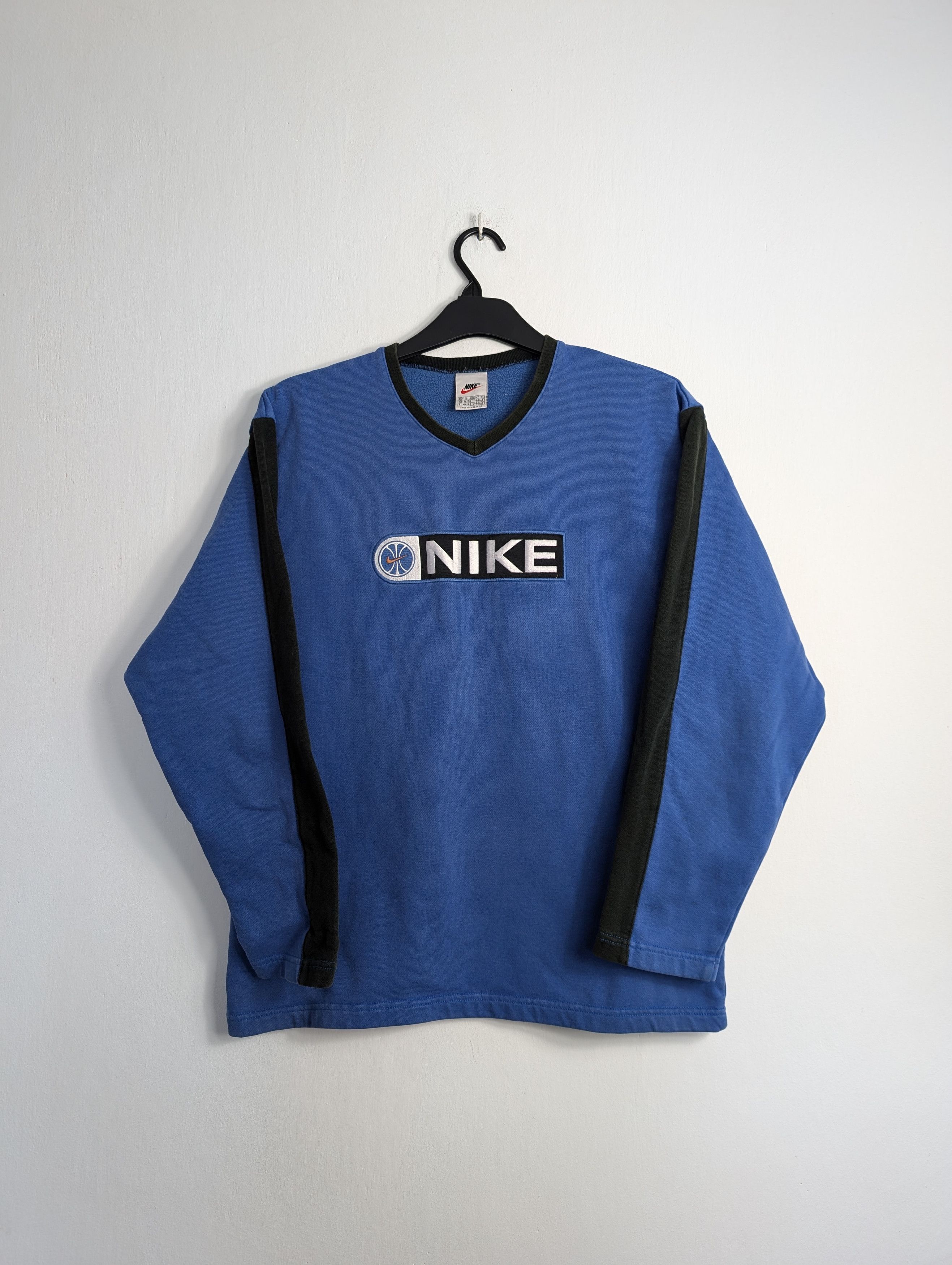 Nike Vintage Nike V-Neck Blue Sweatshirt 90s Retro Y2K Boxy Size US S / EU 44-46 / 1 - 1 Thumbnail