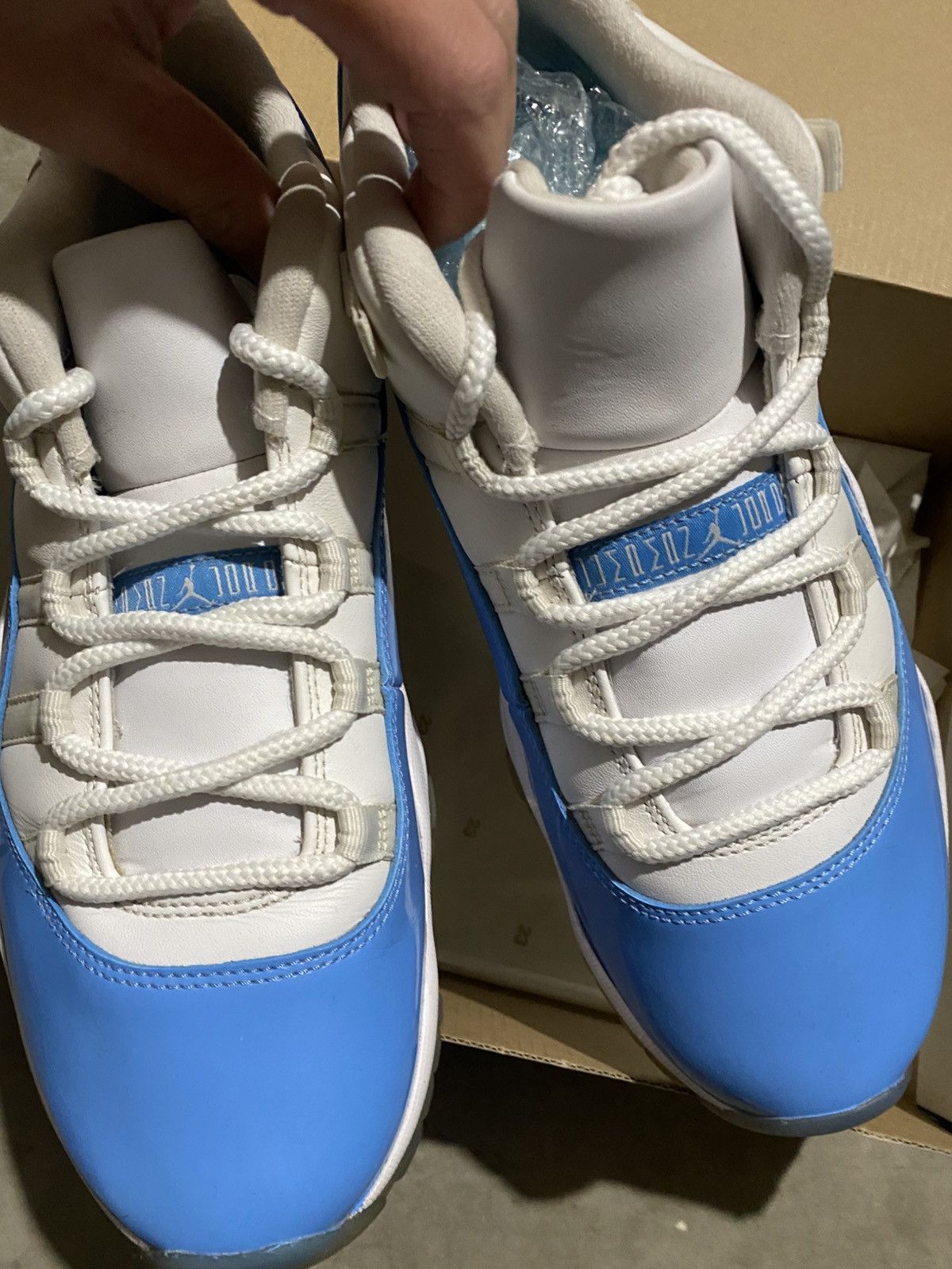 Jordan Brand Jordan 11 Low UNC University Blue (2017) Size US 10 / EU 43 - 3 Thumbnail