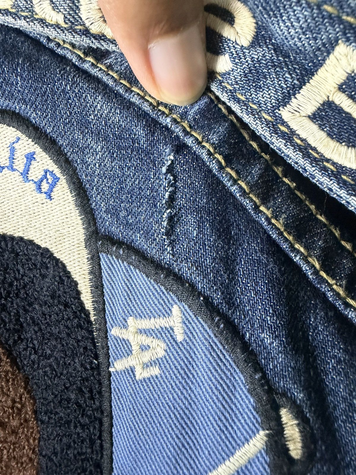 Le Grande Bleu (L.G.B.) Rare Lolita x Yoshitomo Nara Little Boy Jeans Size US 30 / EU 46 - 12 Thumbnail