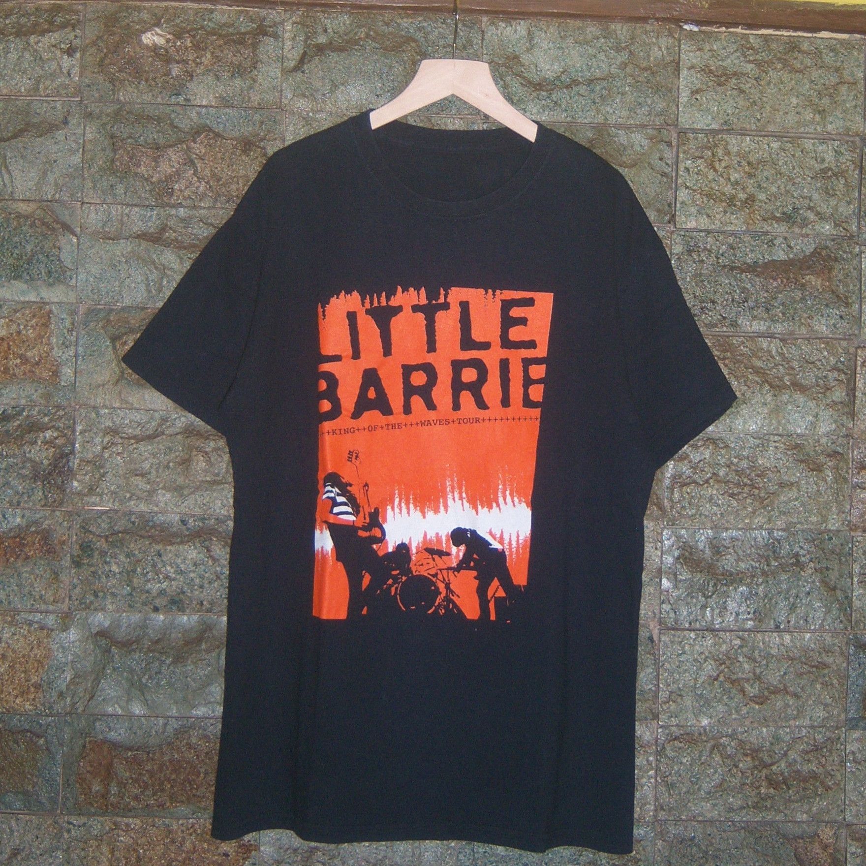 Band Tees 2011 Little Barrie King Of The Waves Tour Size US L / EU 52-54 / 3 - 1 Thumbnail