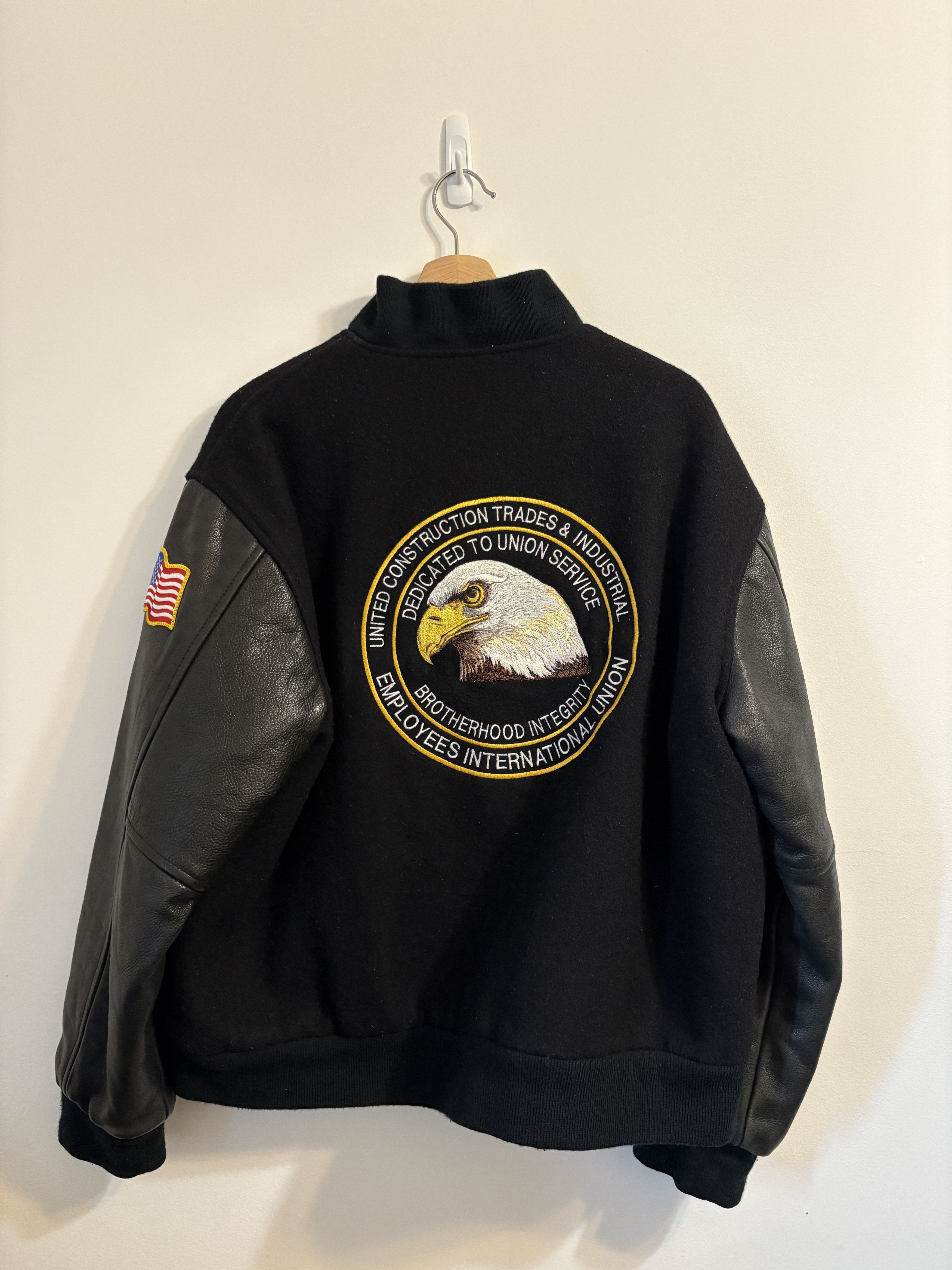 Vintage Vintage Union Black Varsity Jacket Size US L / EU 52-54 / 3 - 3 Thumbnail