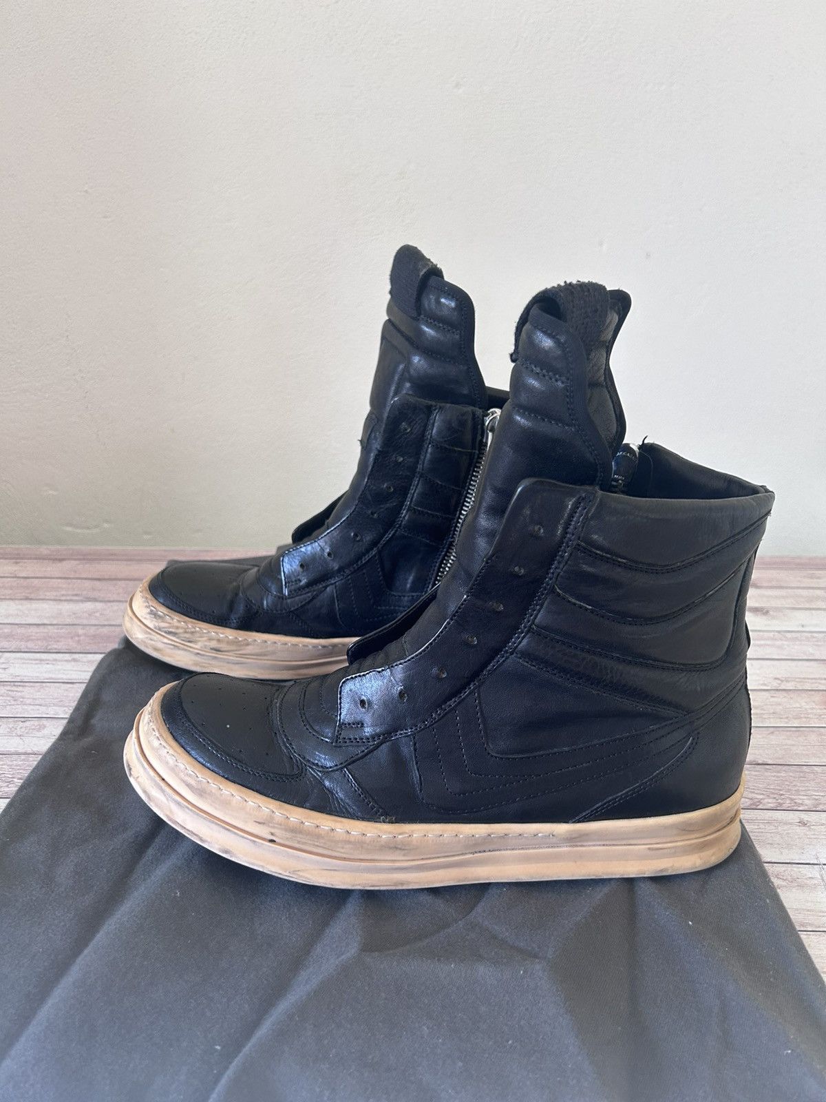 Maison Margiela tabi boot candle ULTRA RARE NEW in box vintage