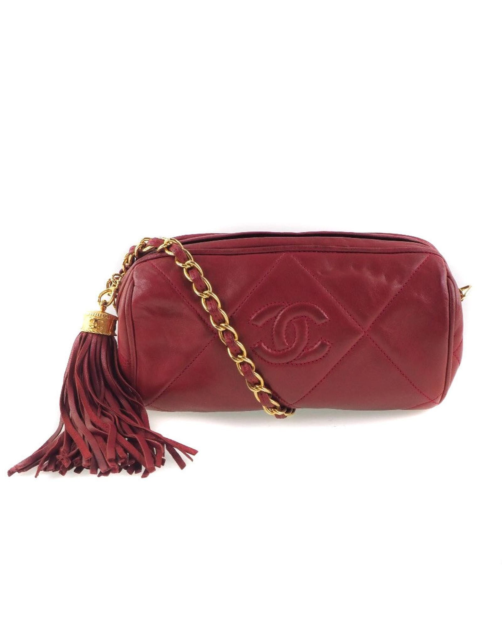 image of Chanel Matrasse Leather Shoulder Bag in Red, Women's