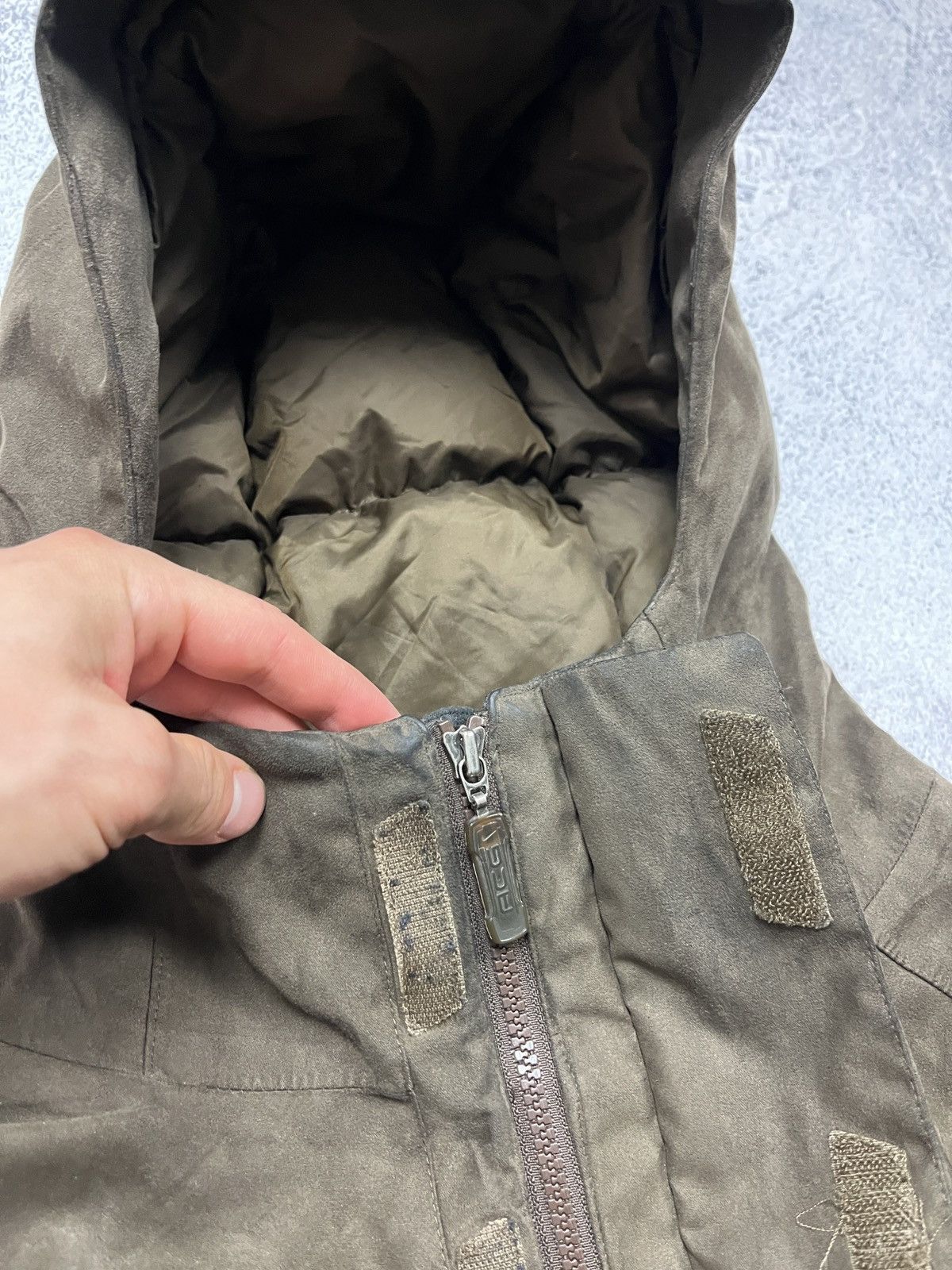 Nike Vintage Nike ACG Suede Brown Down Puffer Jacket Rare Hype Size US L / EU 52-54 / 3 - 8 Thumbnail