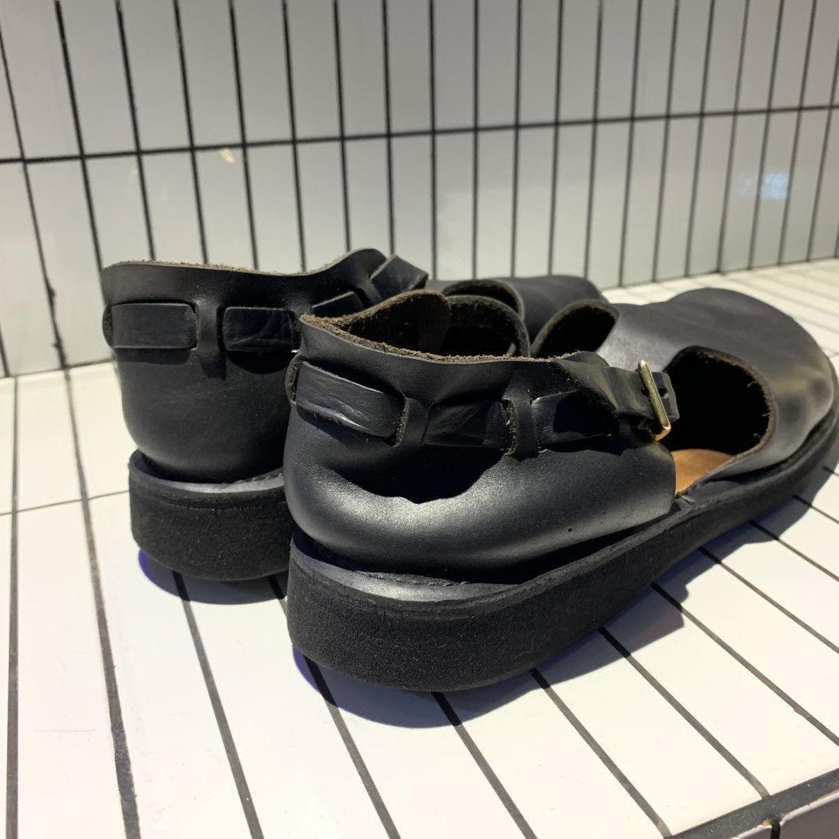 Aurora Shoe Company Aurora Shoe Co. Handmade Leather T-Strap Clog Size US 8 / IT 38 - 4 Thumbnail
