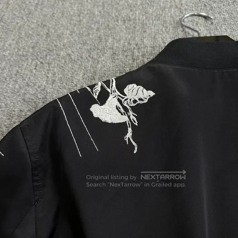 Alexander McQueen ALEXANDER MCQUEEN Black Starry Embroidered Heavyweight Jac Size US L / EU 52-54 / 3 - 4 Thumbnail