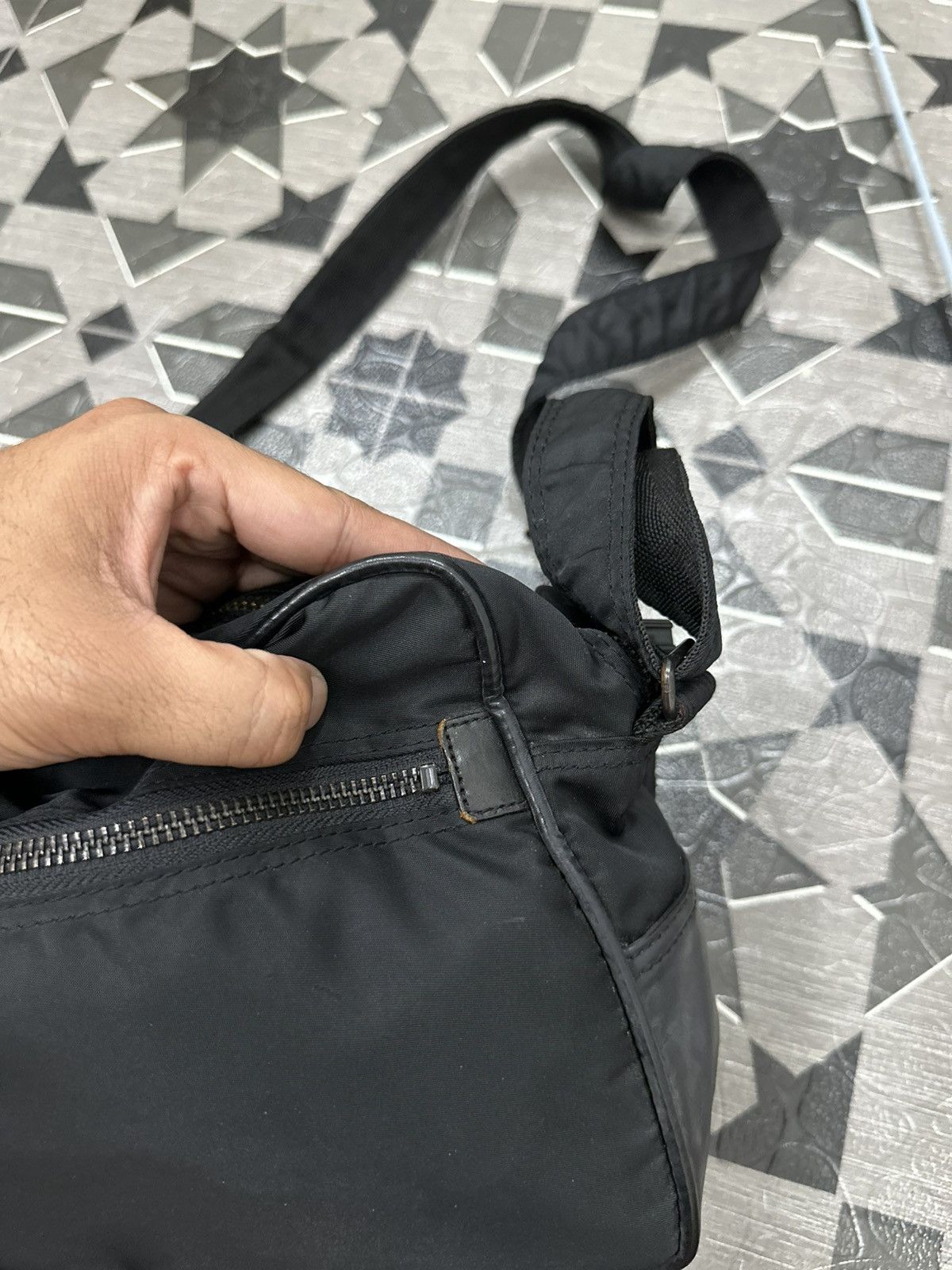 Yohji Yamamoto Ysaccs Yohji Yamamoto Pour Homme Sling Bag Size ONE SIZE - 15 Thumbnail