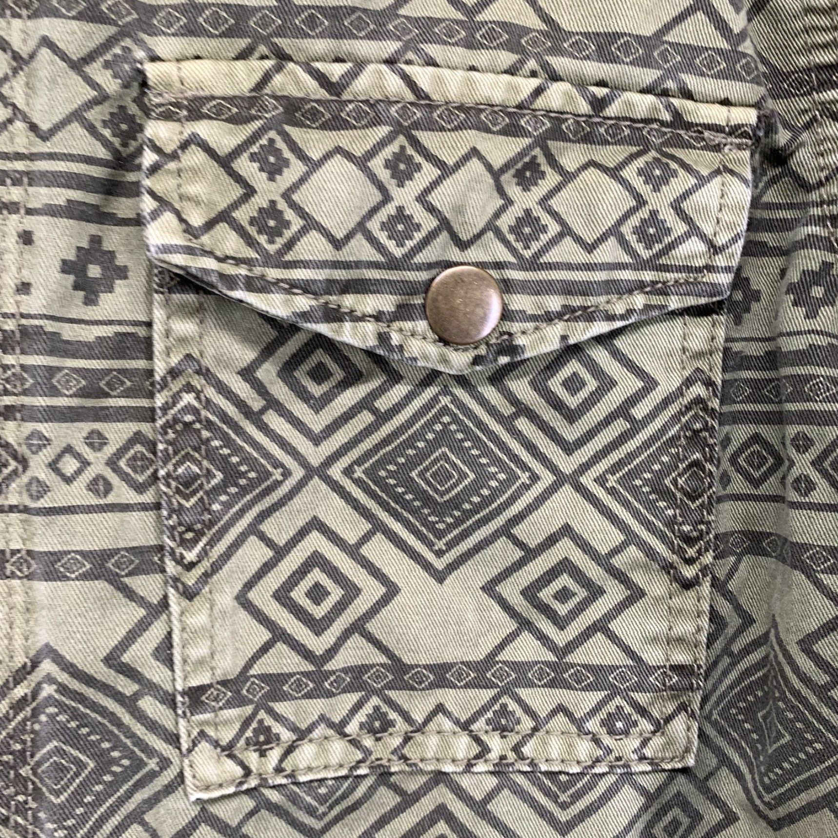 Forever 21 FOREVER 21 Women's Military Jacket Short Adjustable Cotton Tribal Pattern Green Small Fall Spring Summer Winter Size S / US 4 / IT 40 - 7 Thumbnail